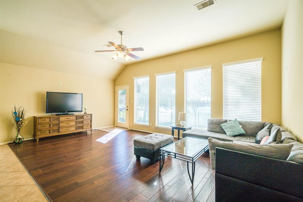 11015 Brighton Gardens Drive, Richmond, TX 77406