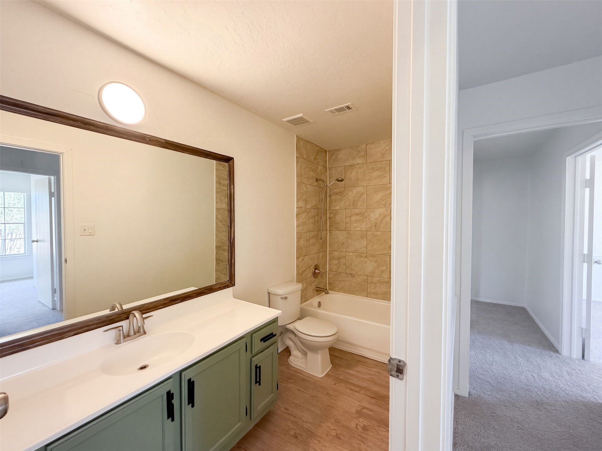 8403 Lone Quail Drive, Houston, TX 77489
