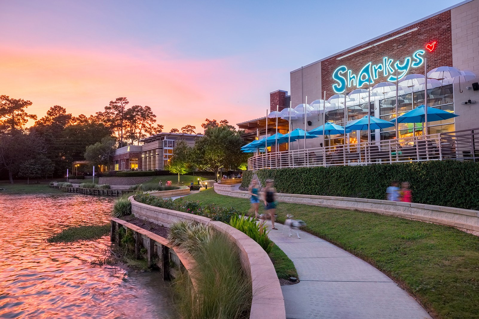 Enjoy waterfront dining at Zammitti's, Raffa's, Sharky's, Chimichurri's, Loco Cantina at Magnolia Cove. Plenty of local shopping, too!