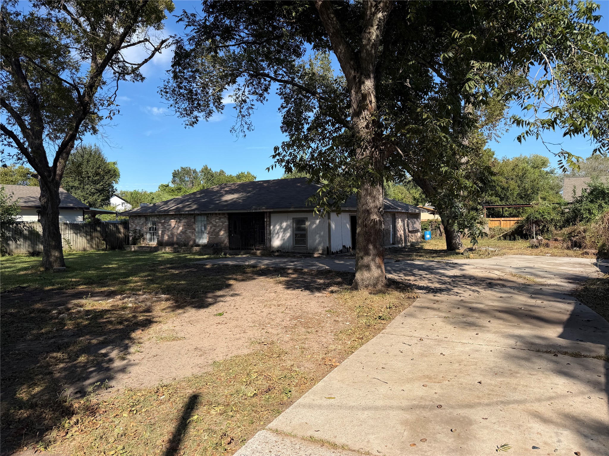 7102 Wendemere Street, Houston, TX 77088 7102 Wendemere Street, Houston, TX 77088