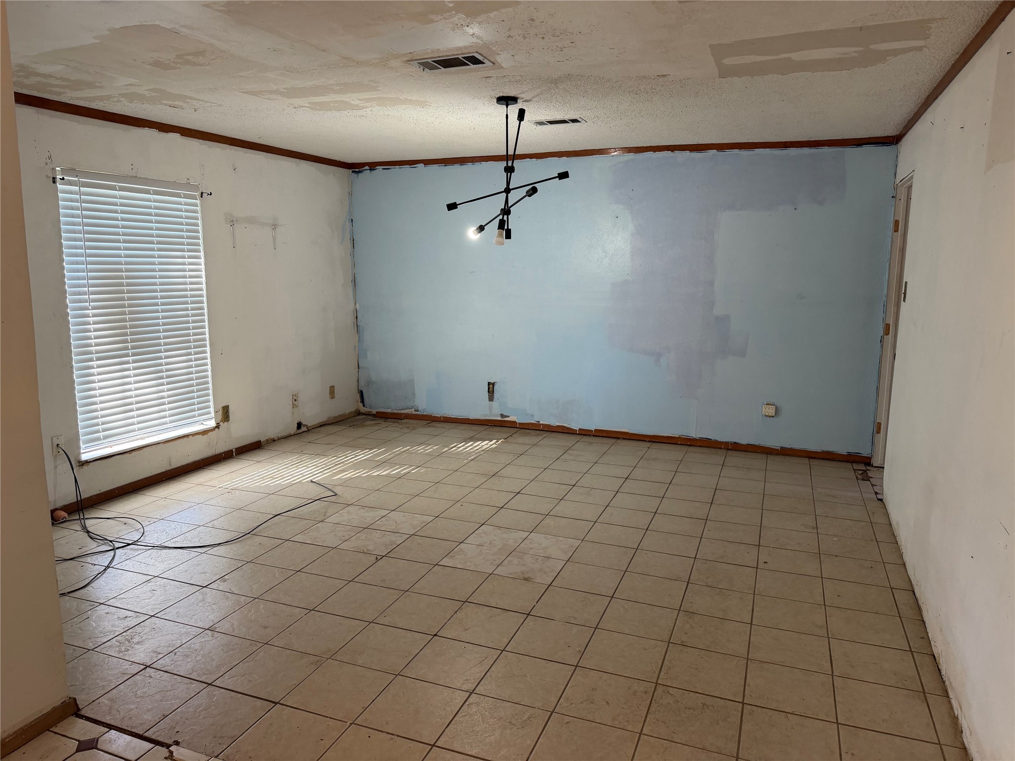 7102 Wendemere Street, Houston, TX 77088 7102 Wendemere Street, Houston, TX 77088