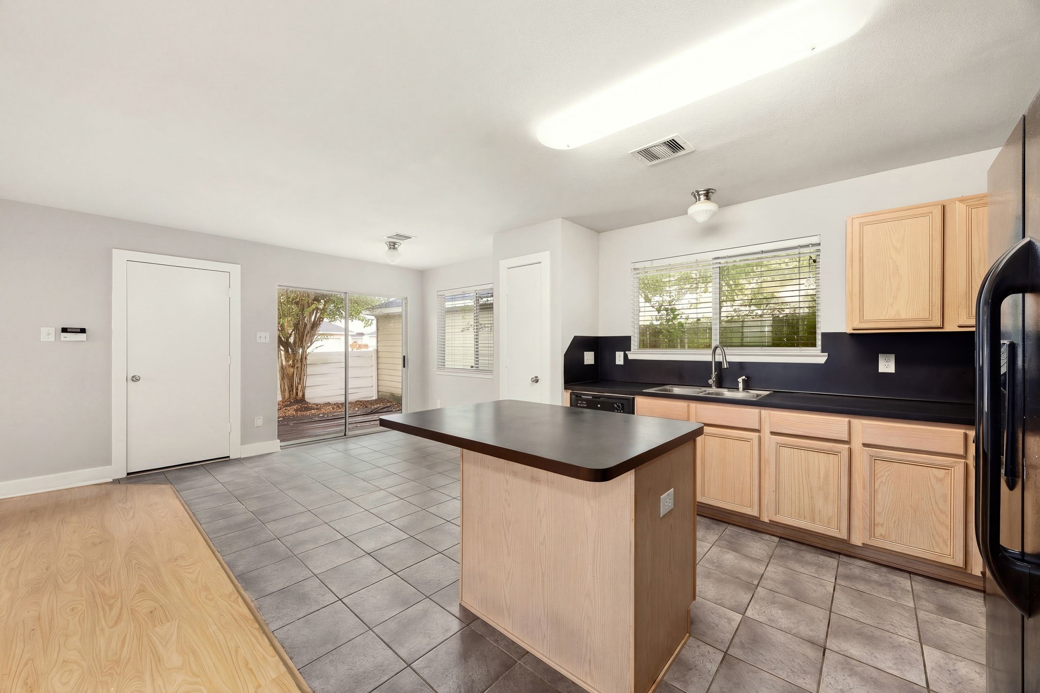 11728 Chanteloup Drive, Houston, TX 77047