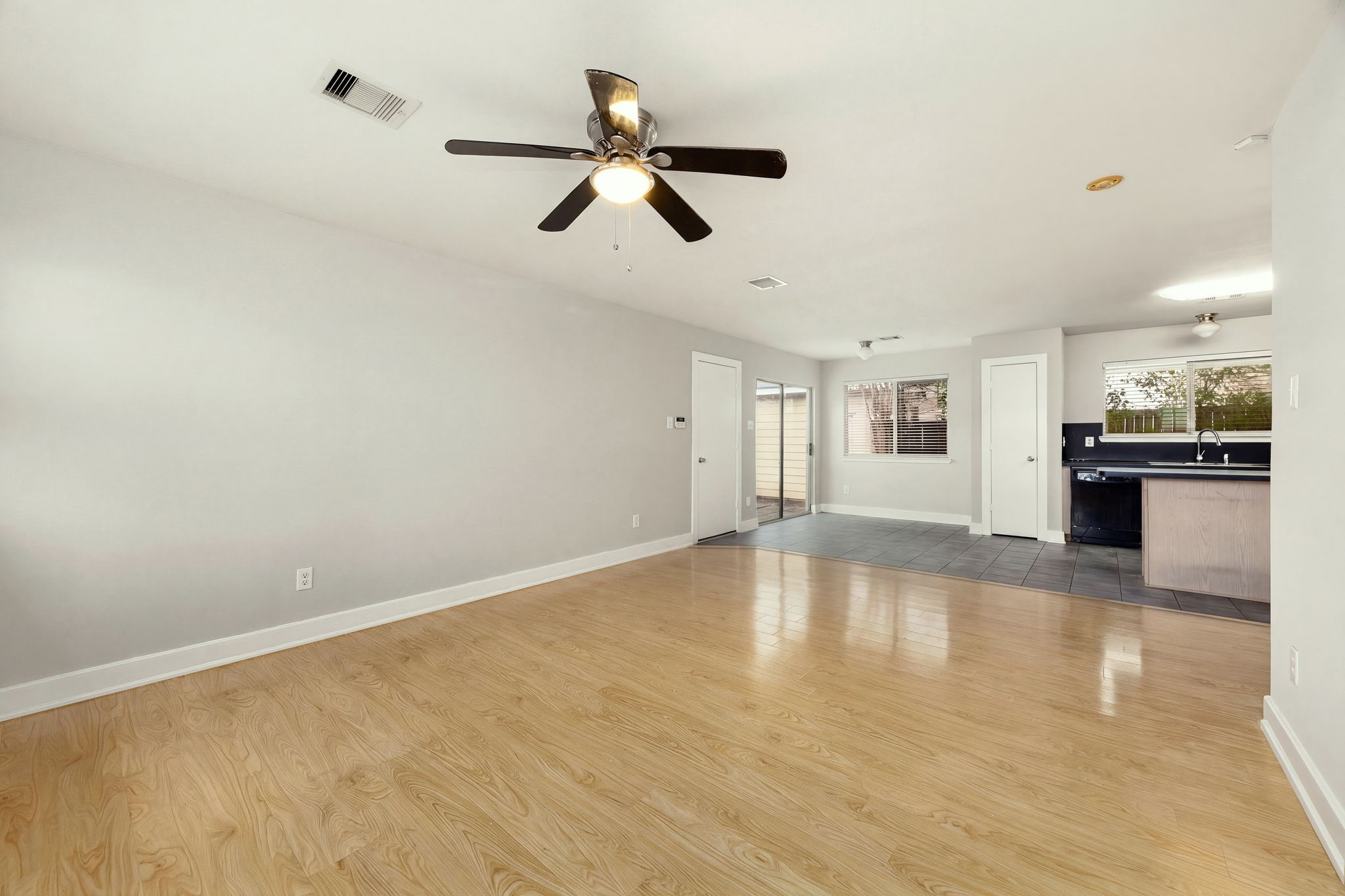 11728 Chanteloup Drive, Houston, TX 77047