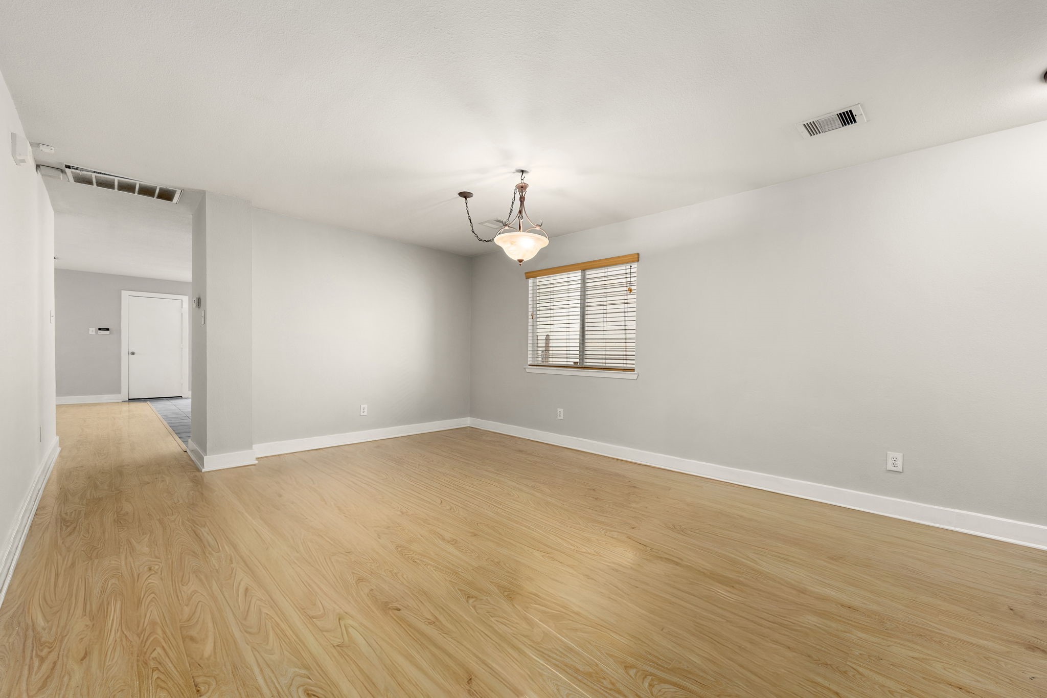 11728 Chanteloup Drive, Houston, TX 77047