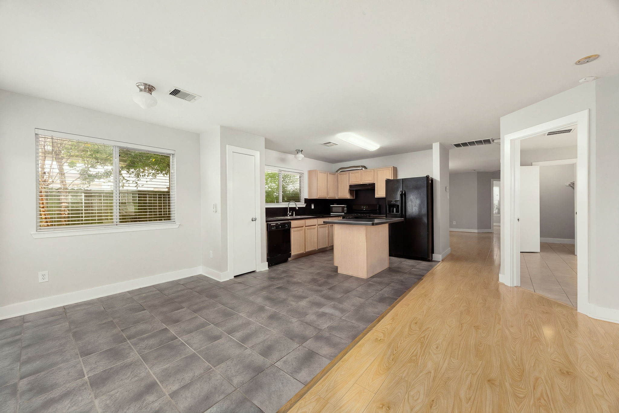 11728 Chanteloup Drive, Houston, TX 77047