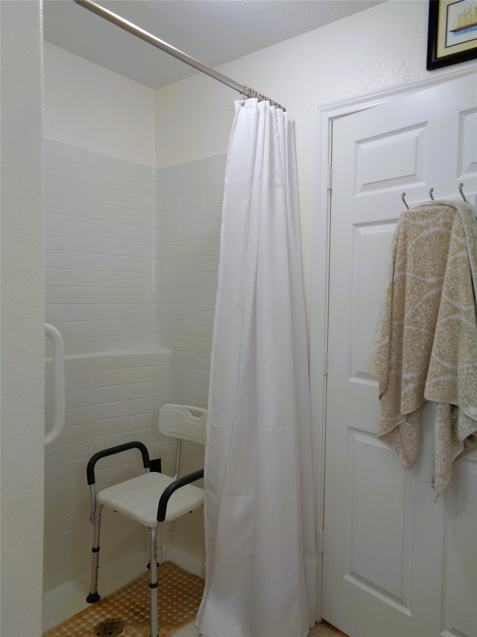 ADU - Shower