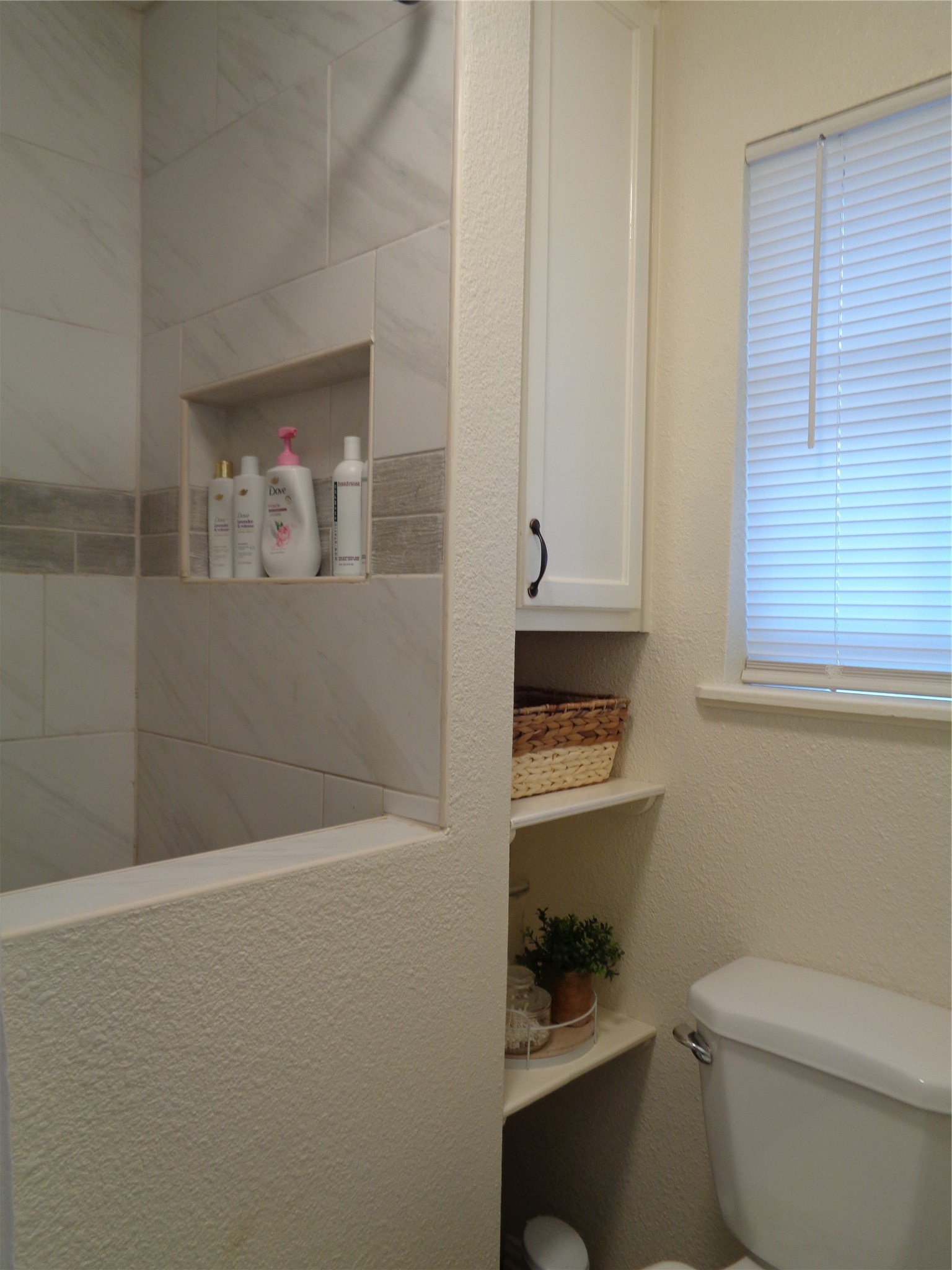 2502 20th Street N, Texas City, TX 77590