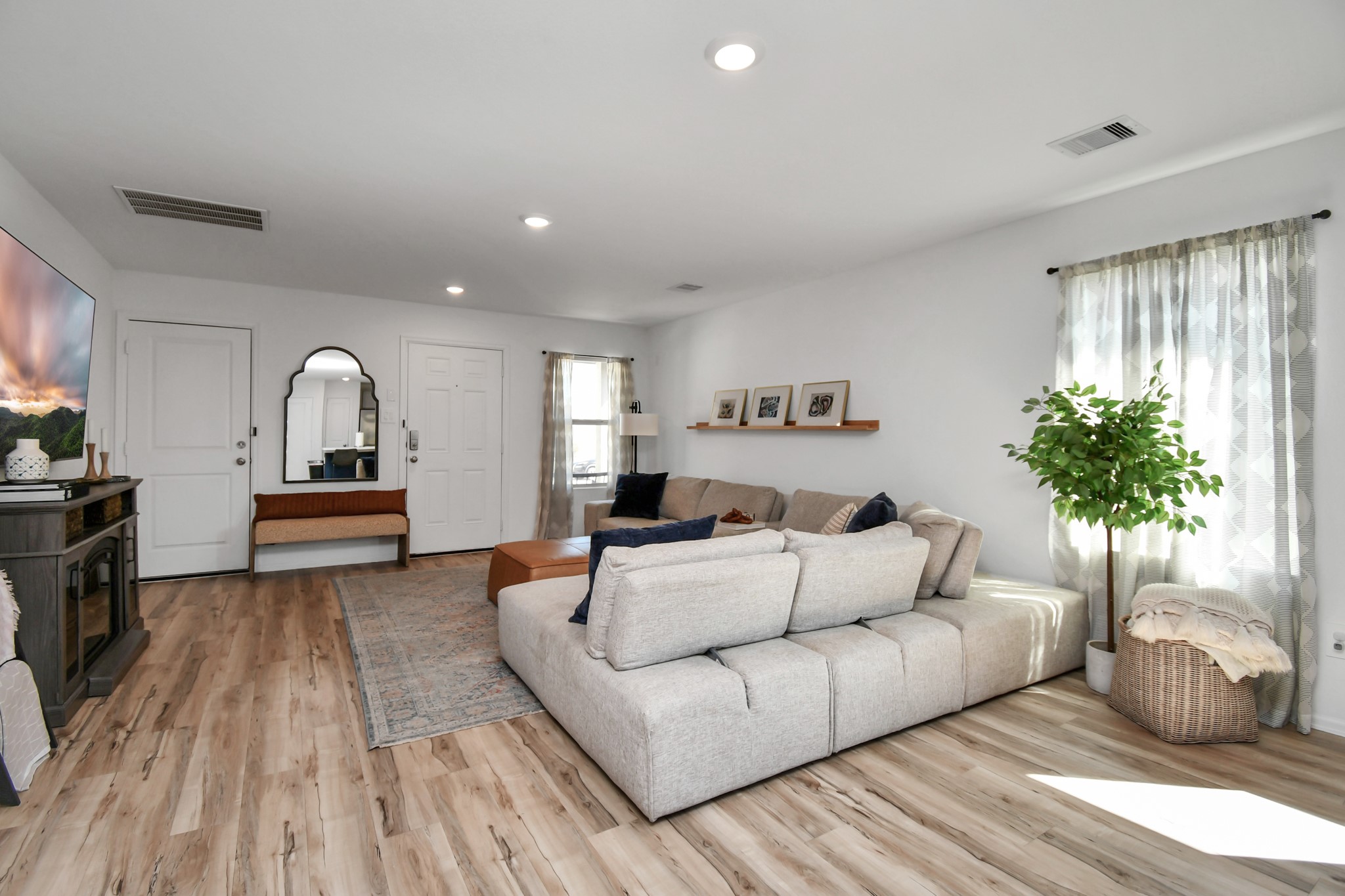 932 Gentle Moss Drive, Magnolia, TX 77354
