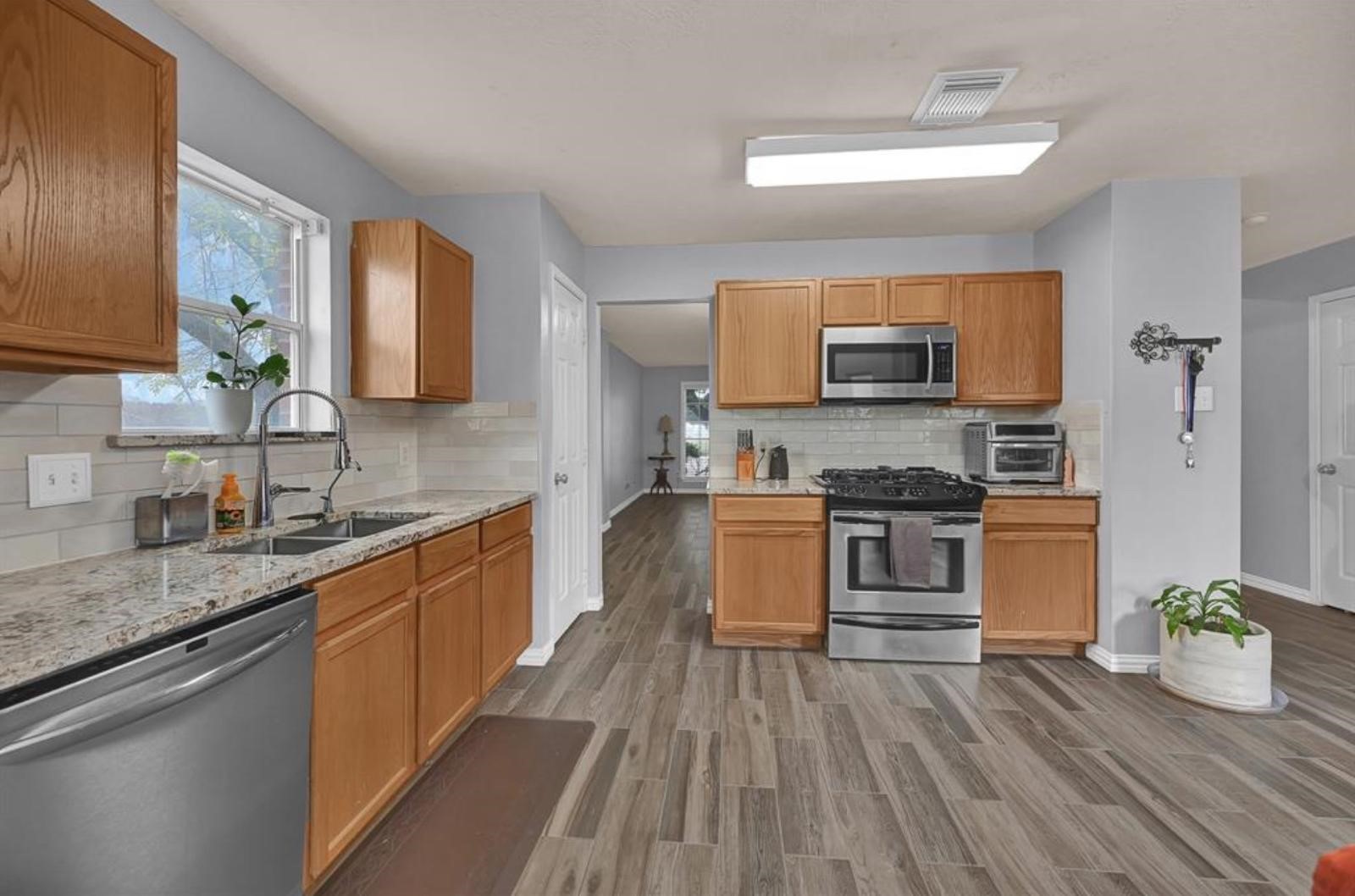 3202 Starbridge Park Lane, Katy, TX 77449 3202 Starbridge Park Lane, Katy, TX 77449