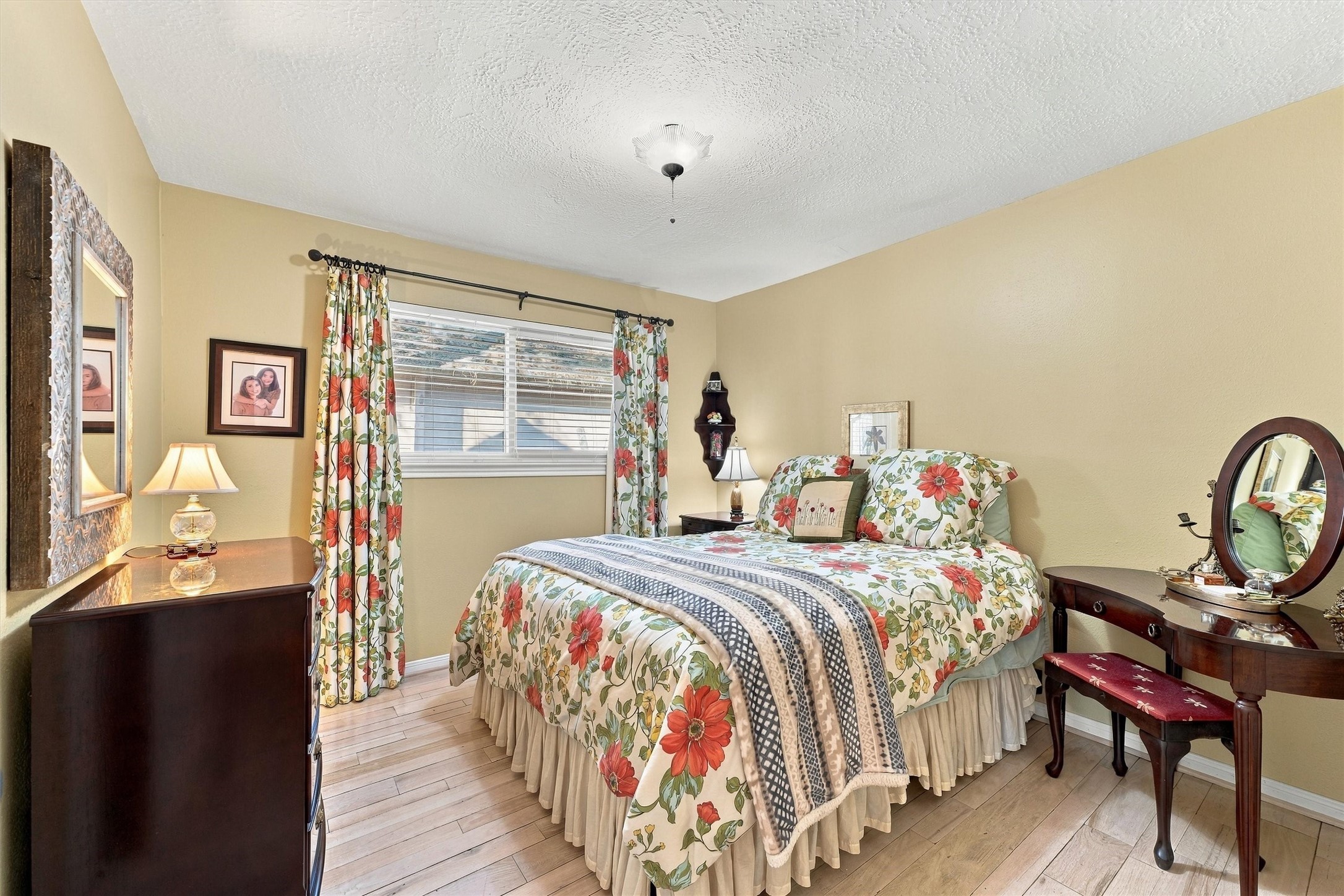 11802 Stillwater Drive, Houston, TX 77070