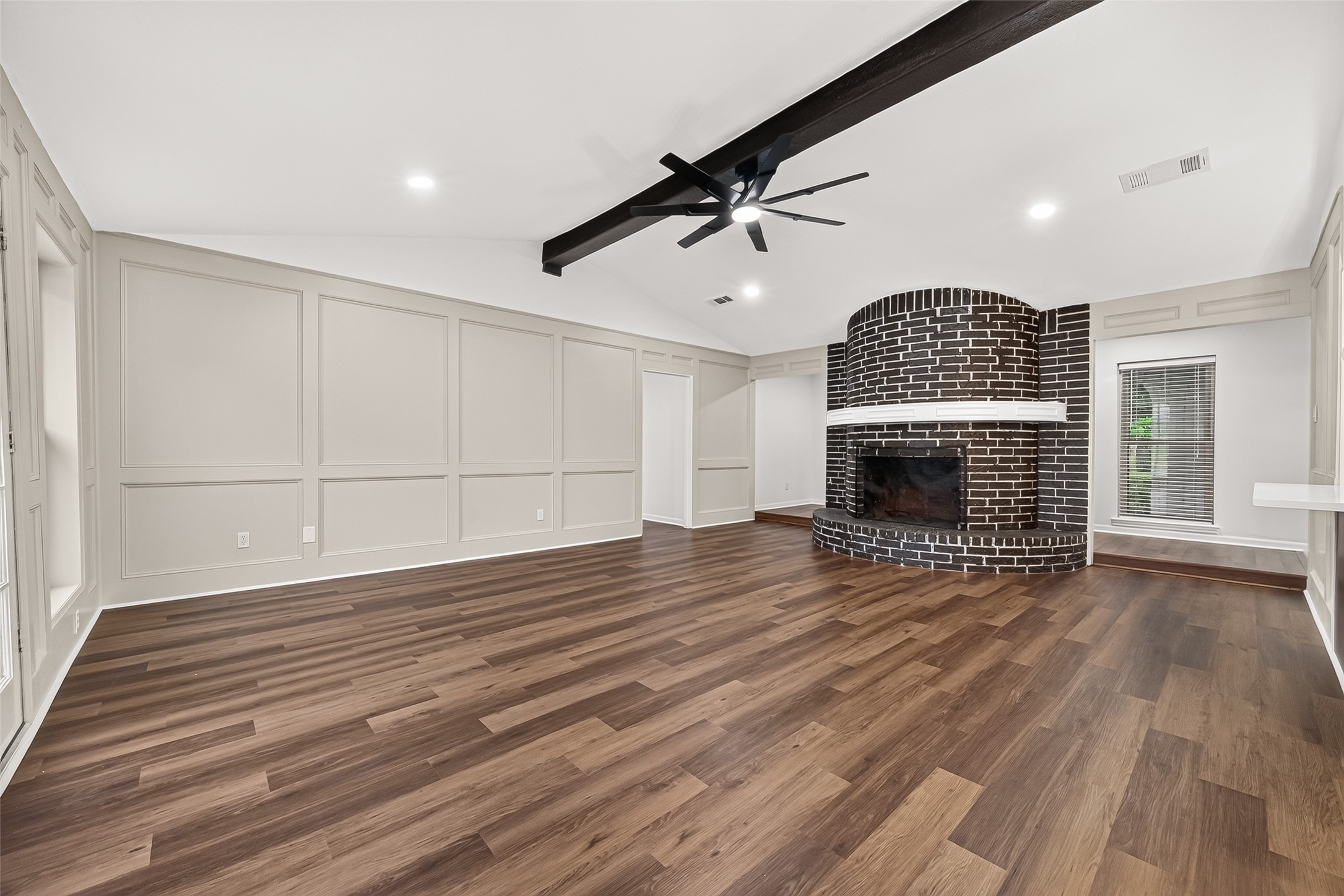 1704 Mulberry Drive, Richmond, TX 77469 1704 Mulberry Drive, Richmond, TX 77469