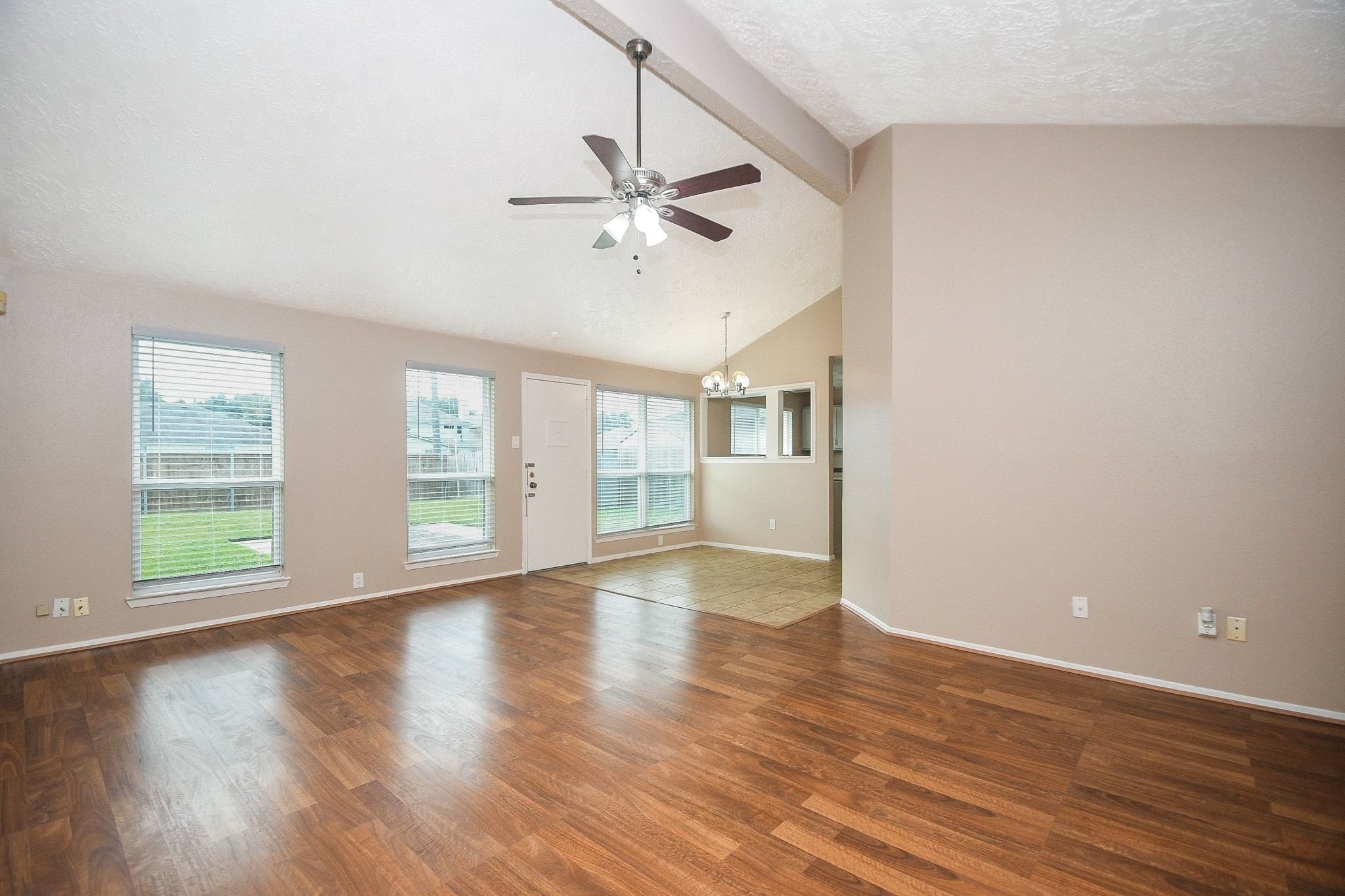 2058 Feather Ridge Drive, Missouri City, TX 77489