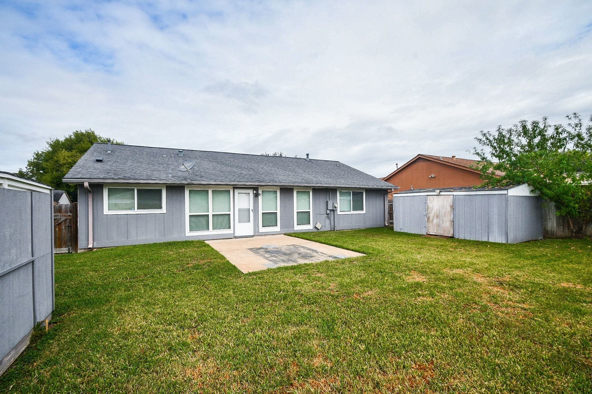 2058 Feather Ridge Drive, Missouri City, TX 77489