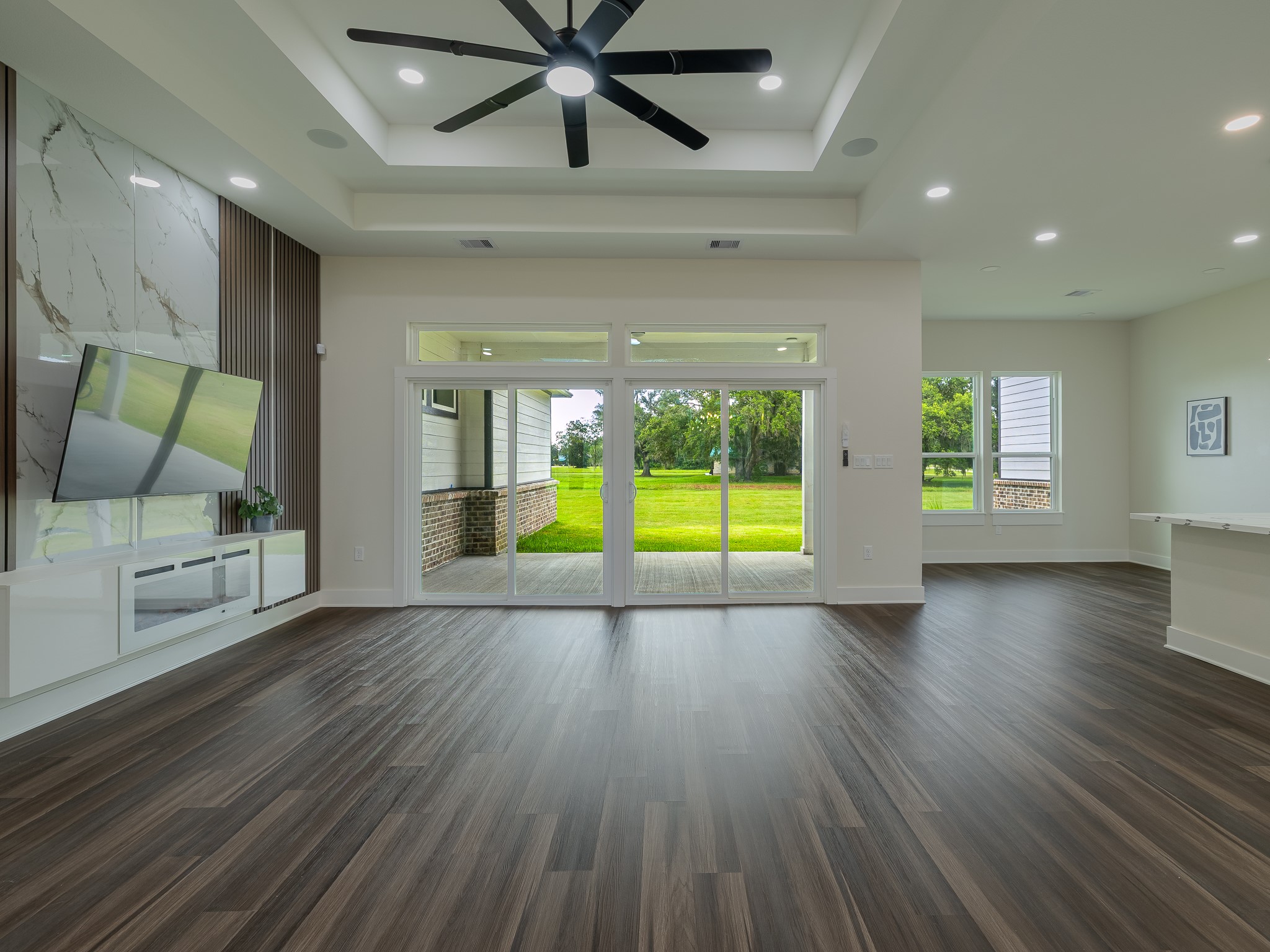 500 Campfire Trail, Angleton, TX 77515