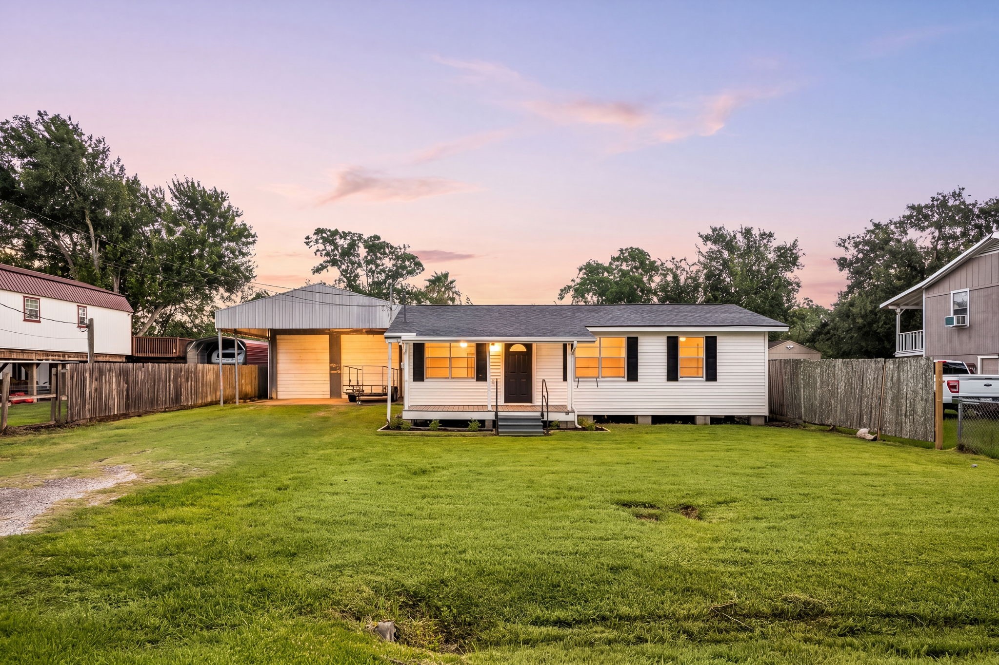 221 11th Street, San Leon, TX 77539