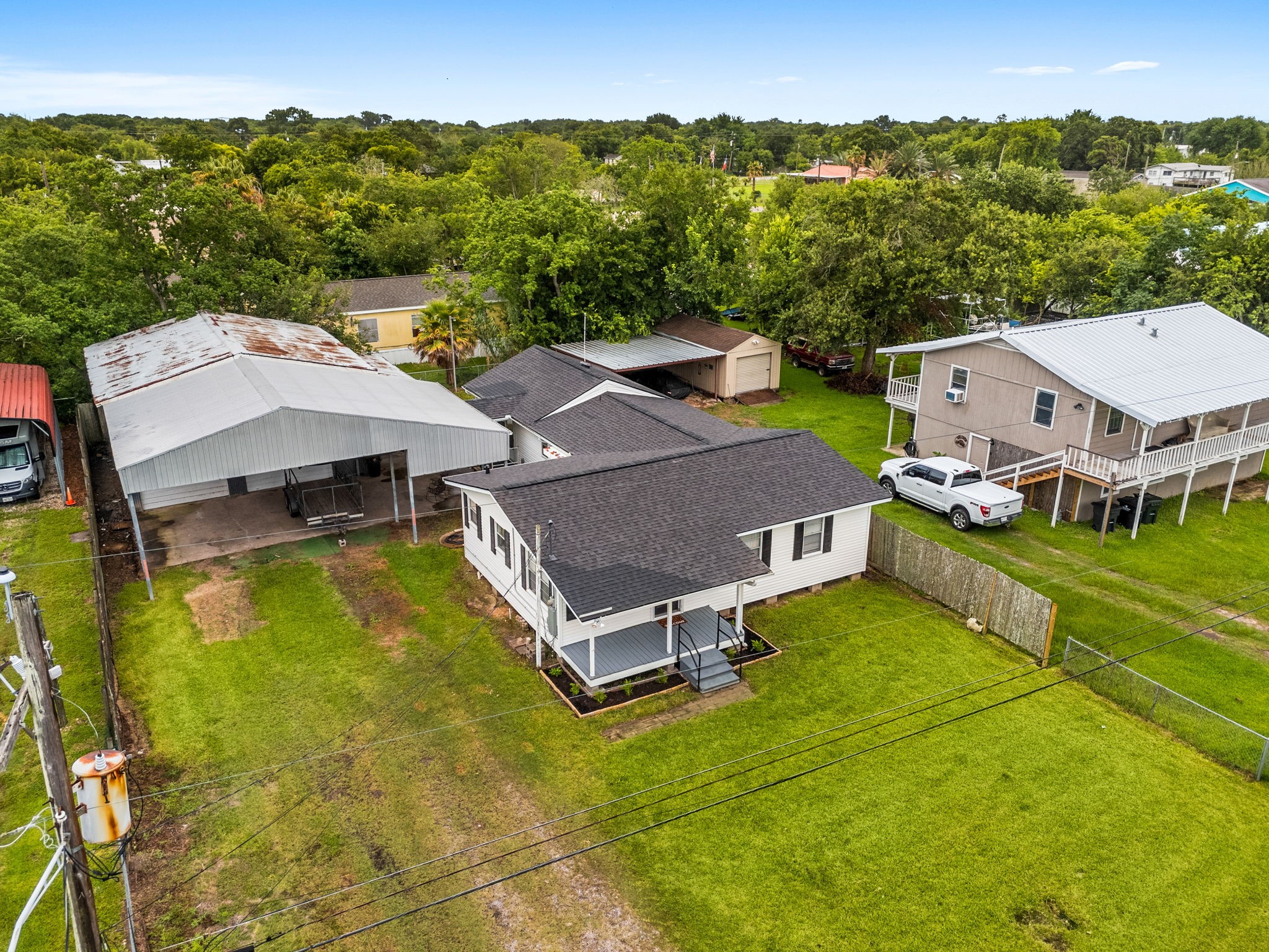 221 11th Street, San Leon, TX 77539