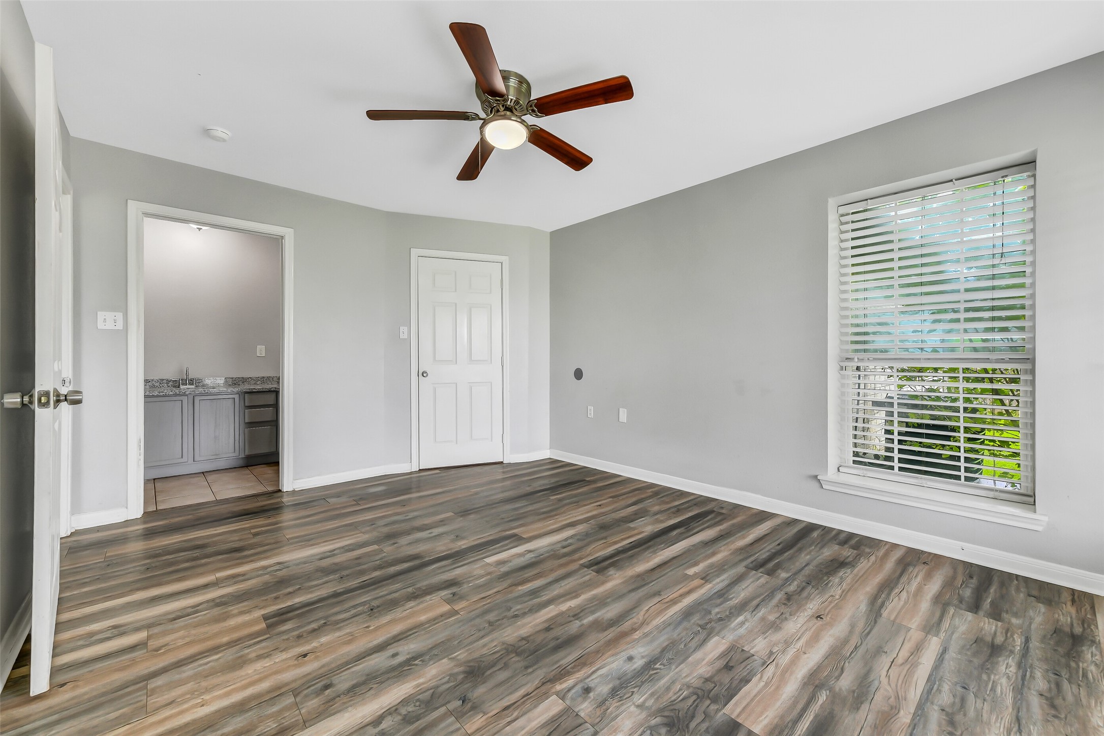 1C Prairie Knoll Drive, La Marque, TX 77510