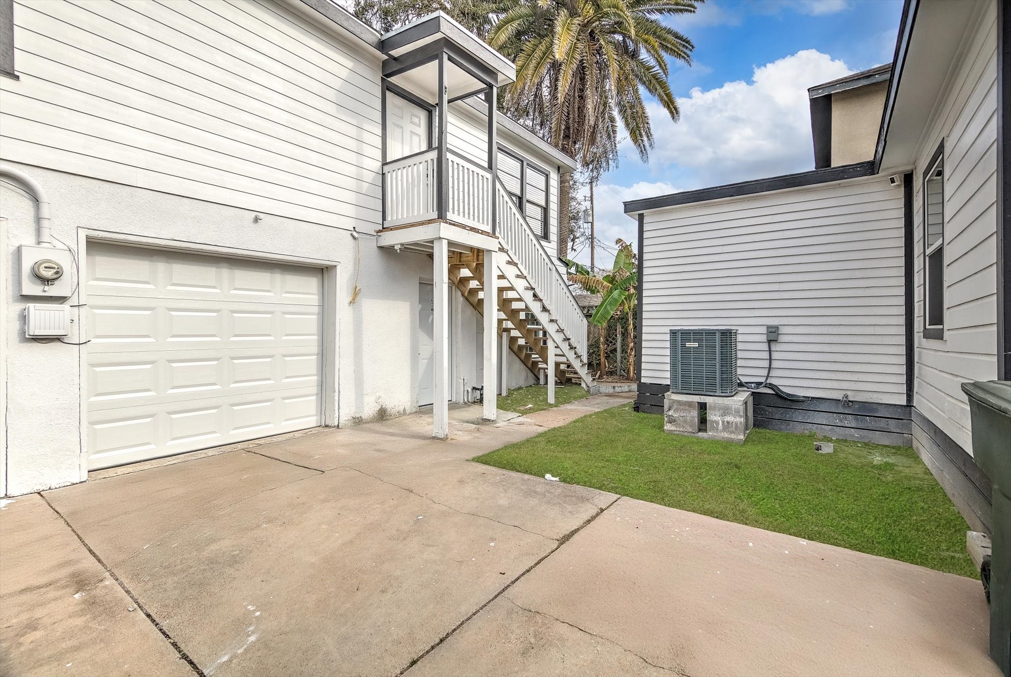 4006 Avenue R 1/2 Rear, #Down, Galveston, TX 77550