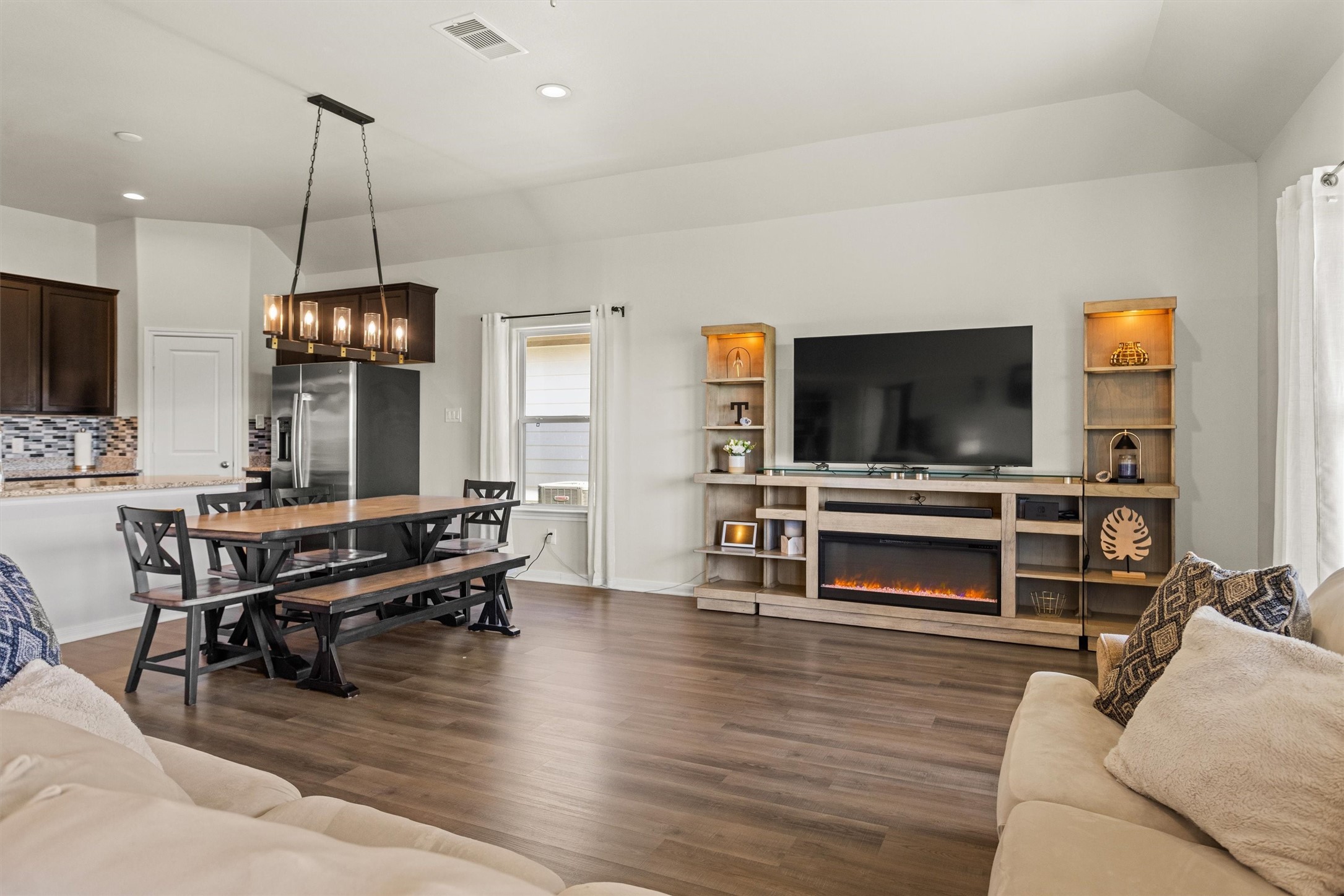 Dining/living area.