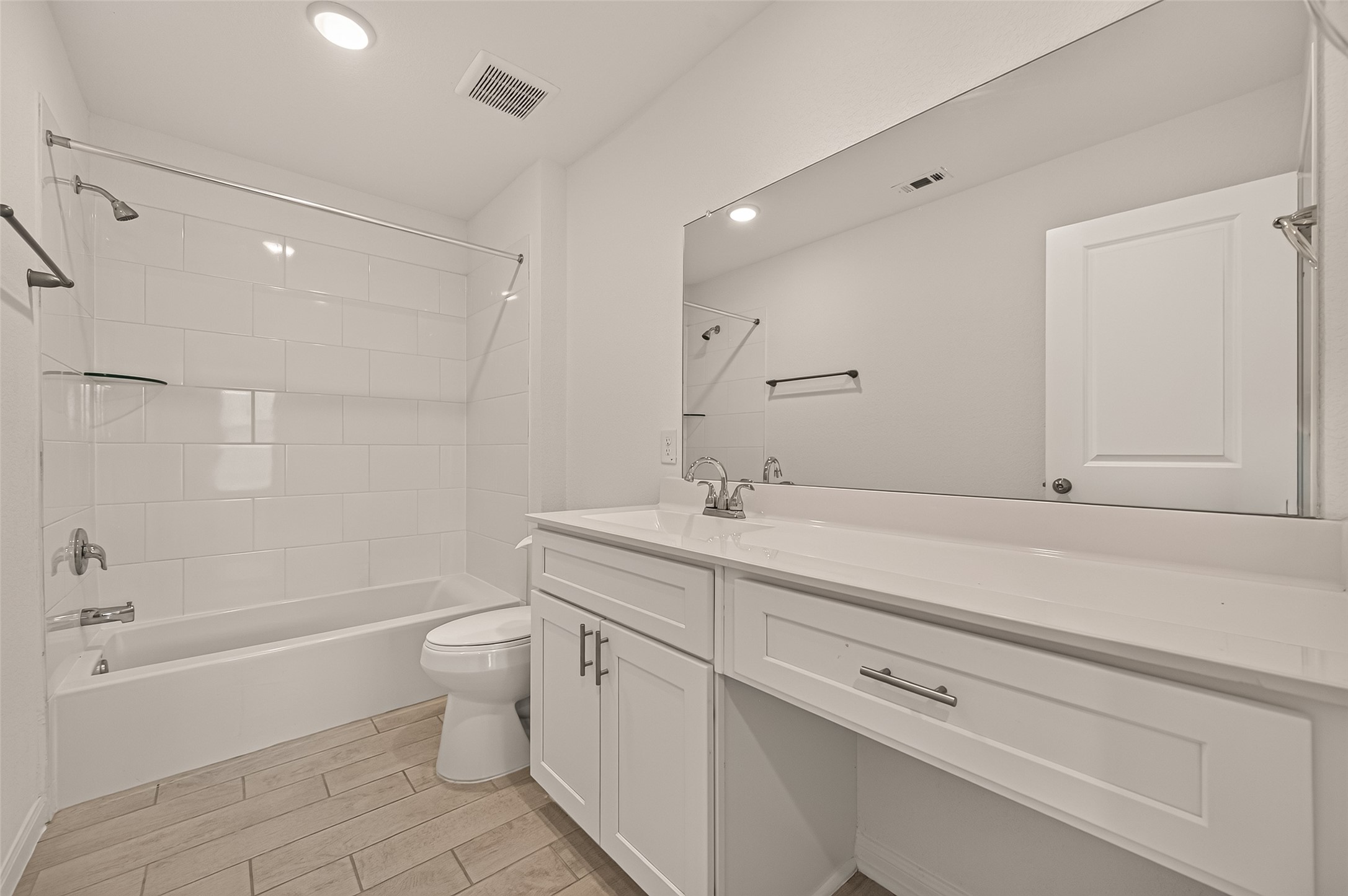 18239 Sonresa Way, Tomball, TX 77377
