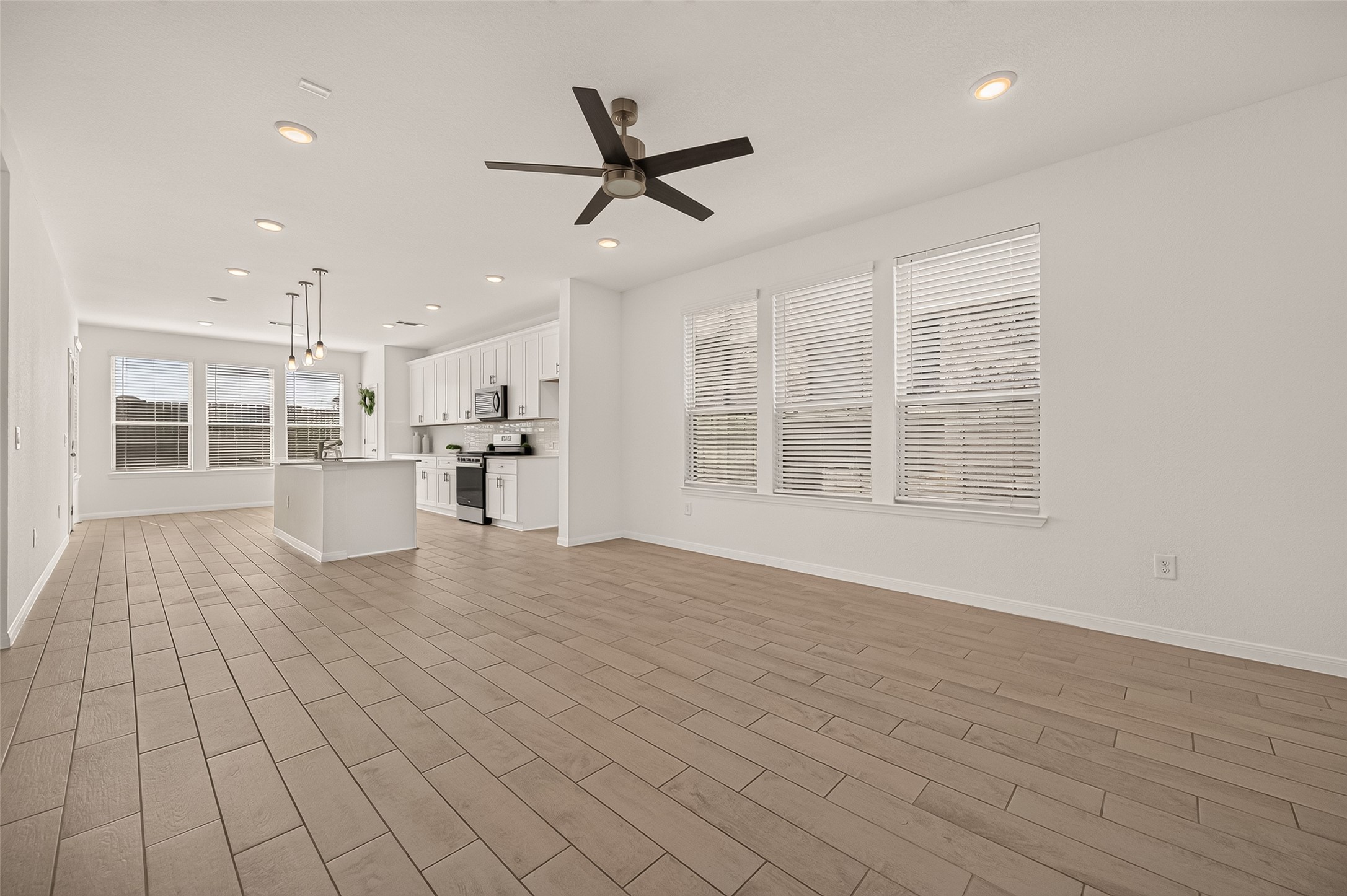18239 Sonresa Way, Tomball, TX 77377