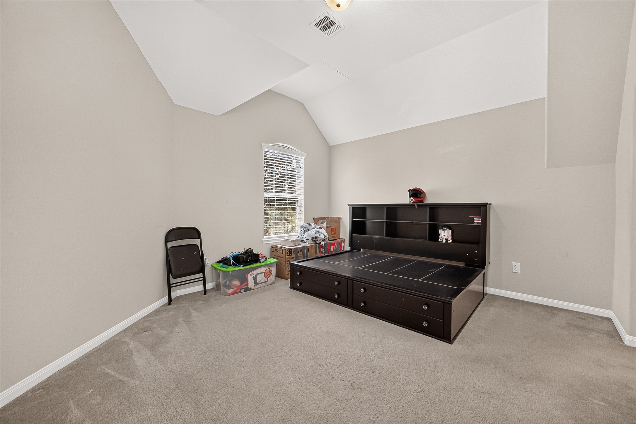 4th bedroom.