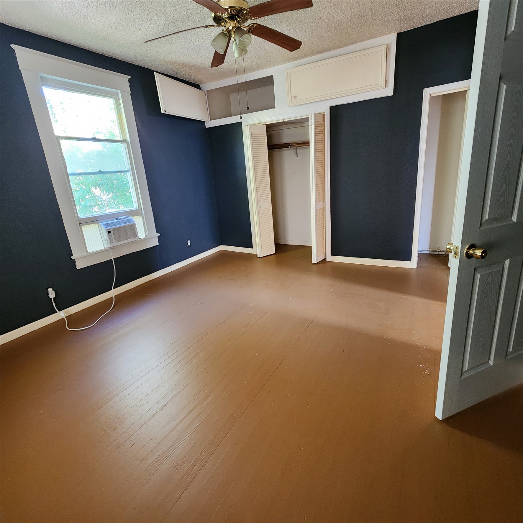 4401 Avenue Q 1/2, #2, Galveston, TX 77550 4401 Avenue Q 1/2, #2, Galveston, TX 77550