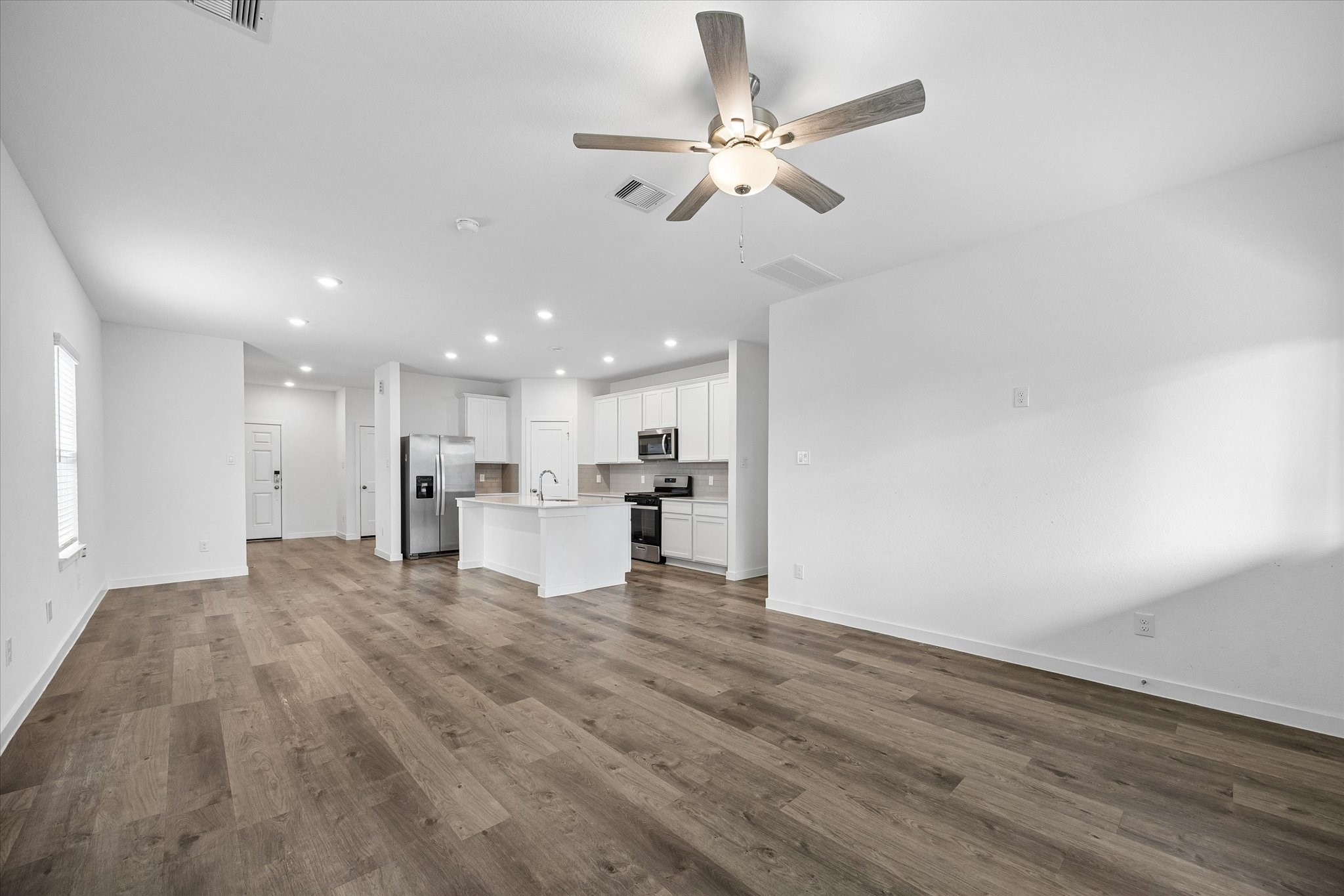 3931 Windy Whisper Drive, Brookshire, TX 77423