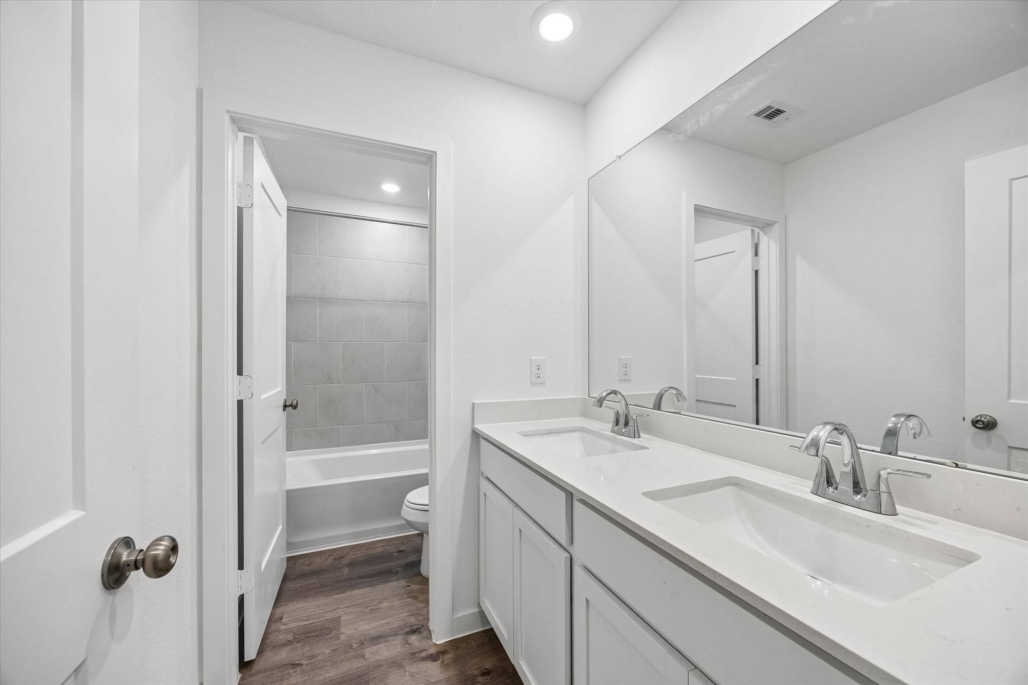 3931 Windy Whisper Drive, Brookshire, TX 77423