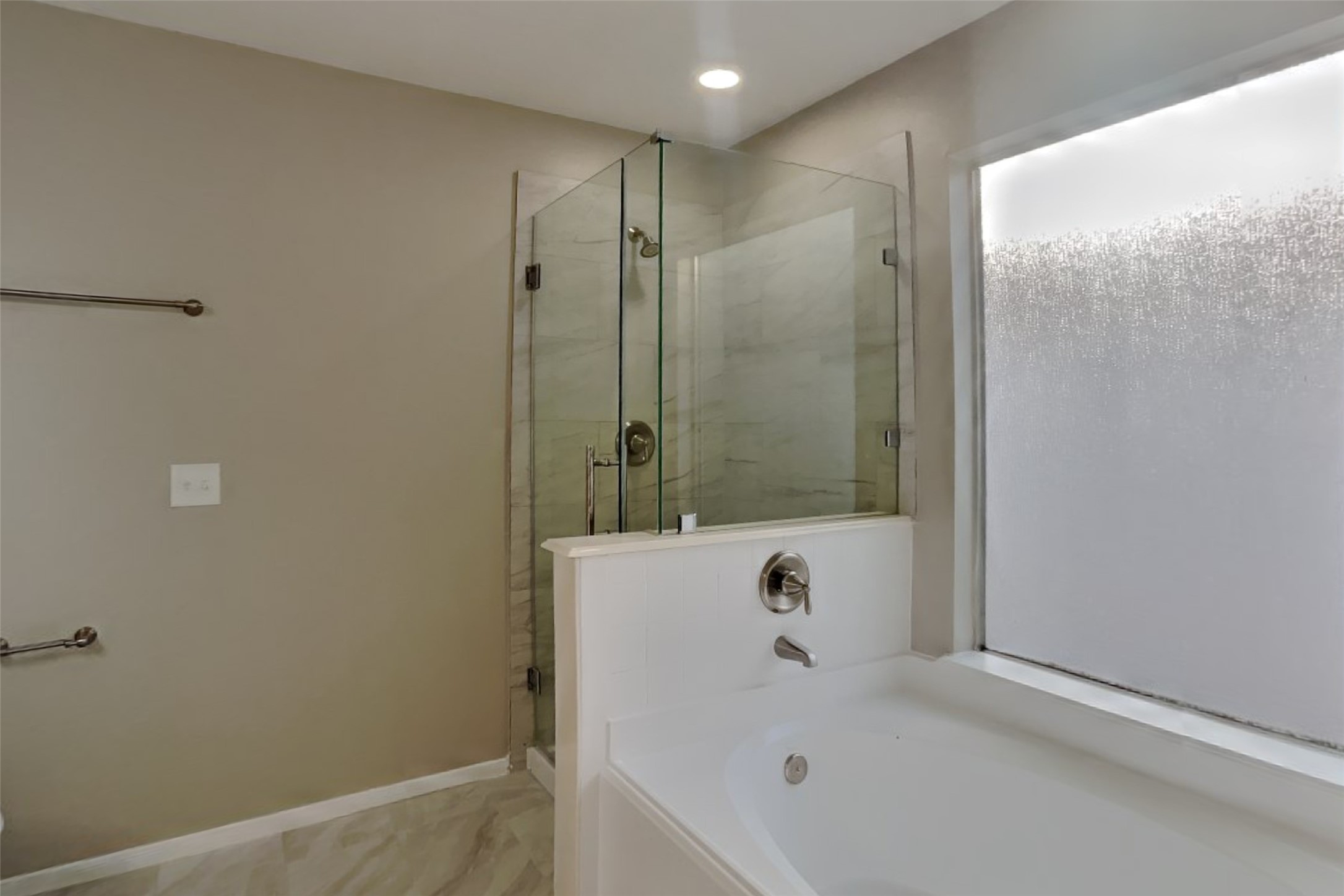 17534 S Summit Canyon Drive, Houston, TX 77095