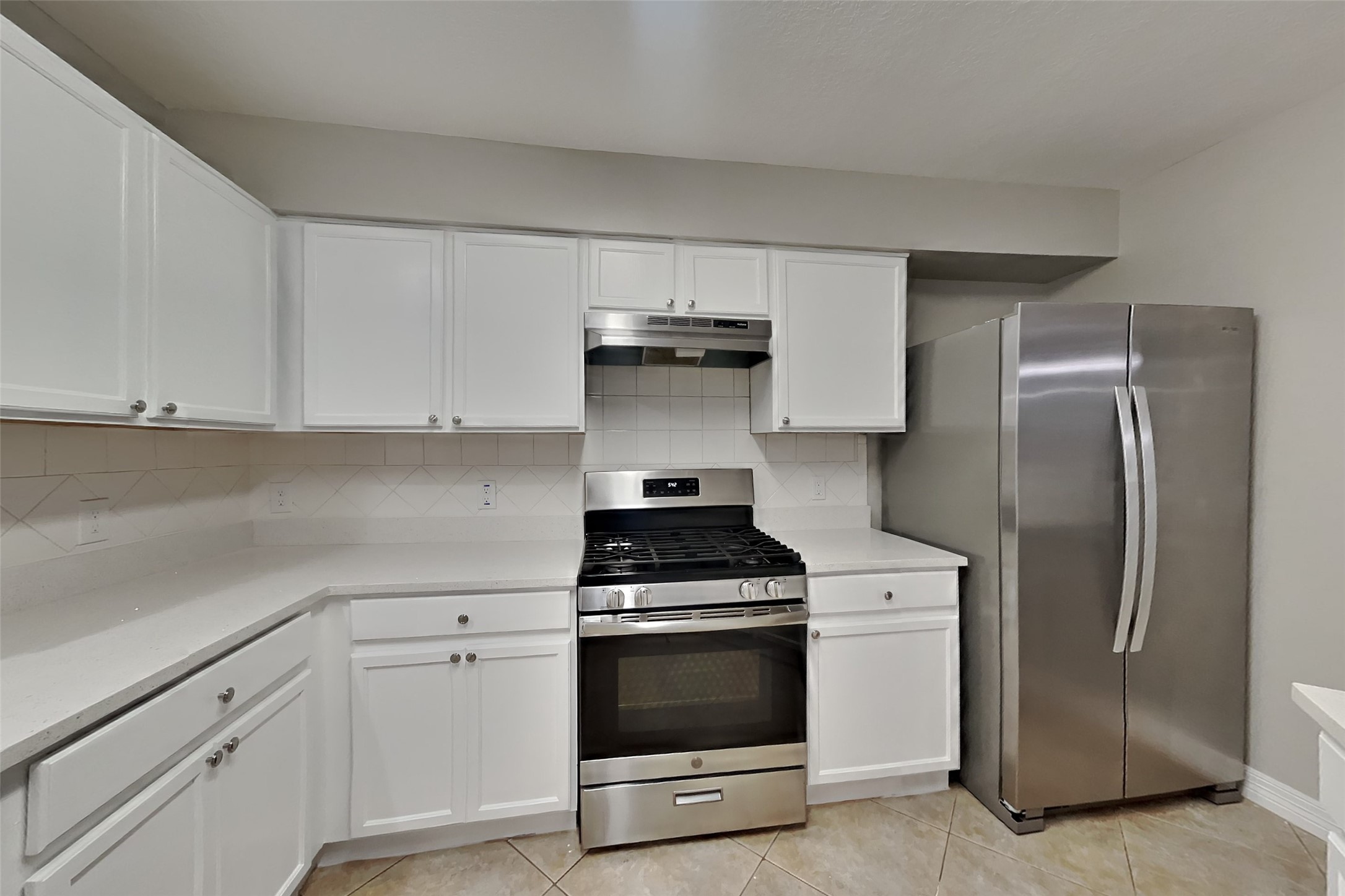 17534 S Summit Canyon Drive, Houston, TX 77095