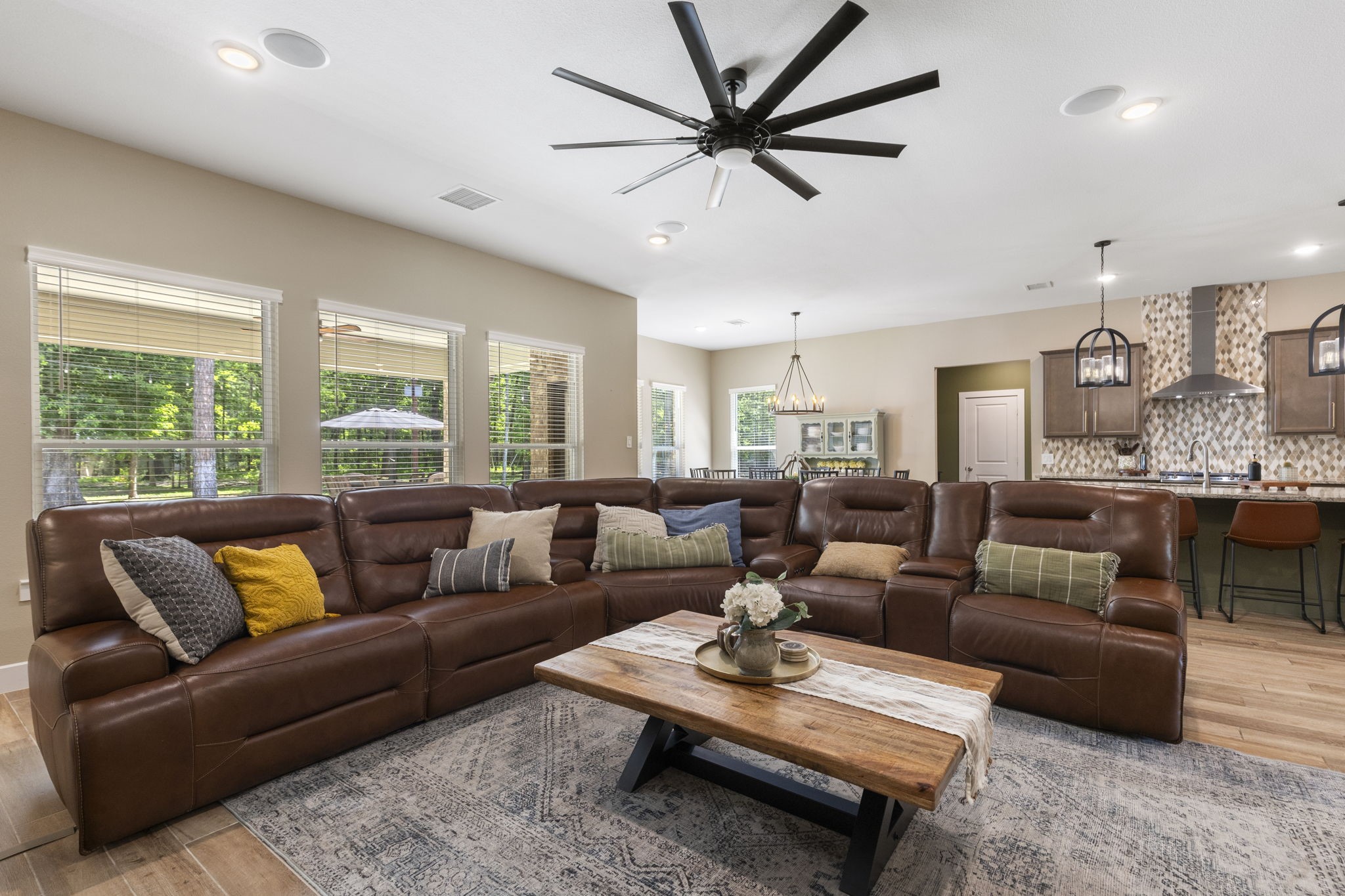 40708 Lost San Saba Lane, Montgomery, TX 77316