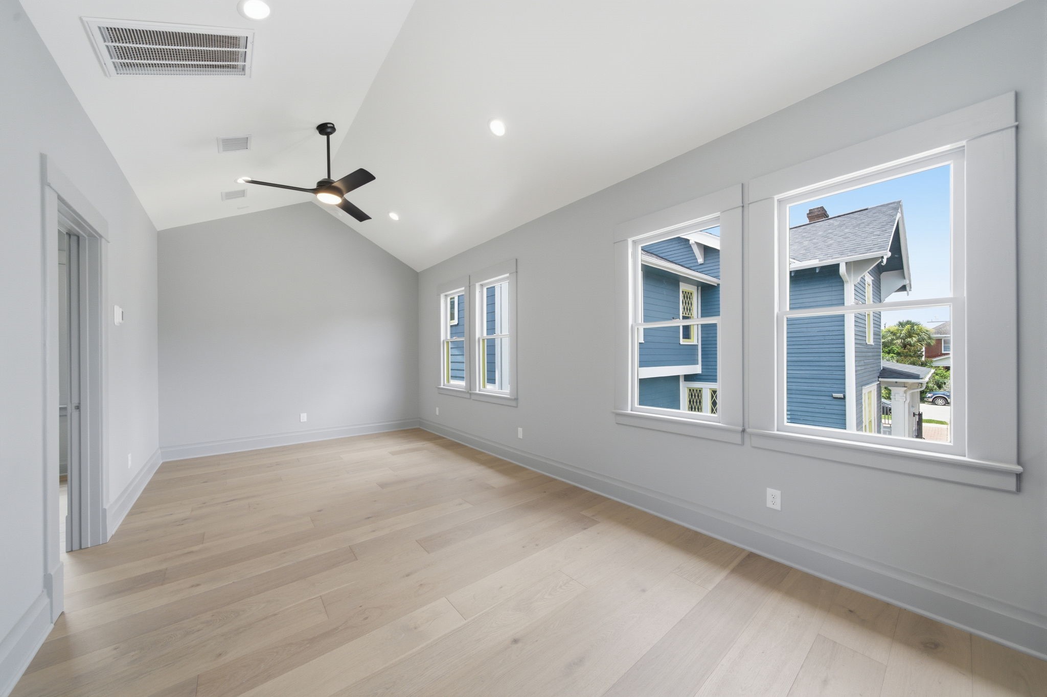 404 Avondale Street, Houston, TX 77006