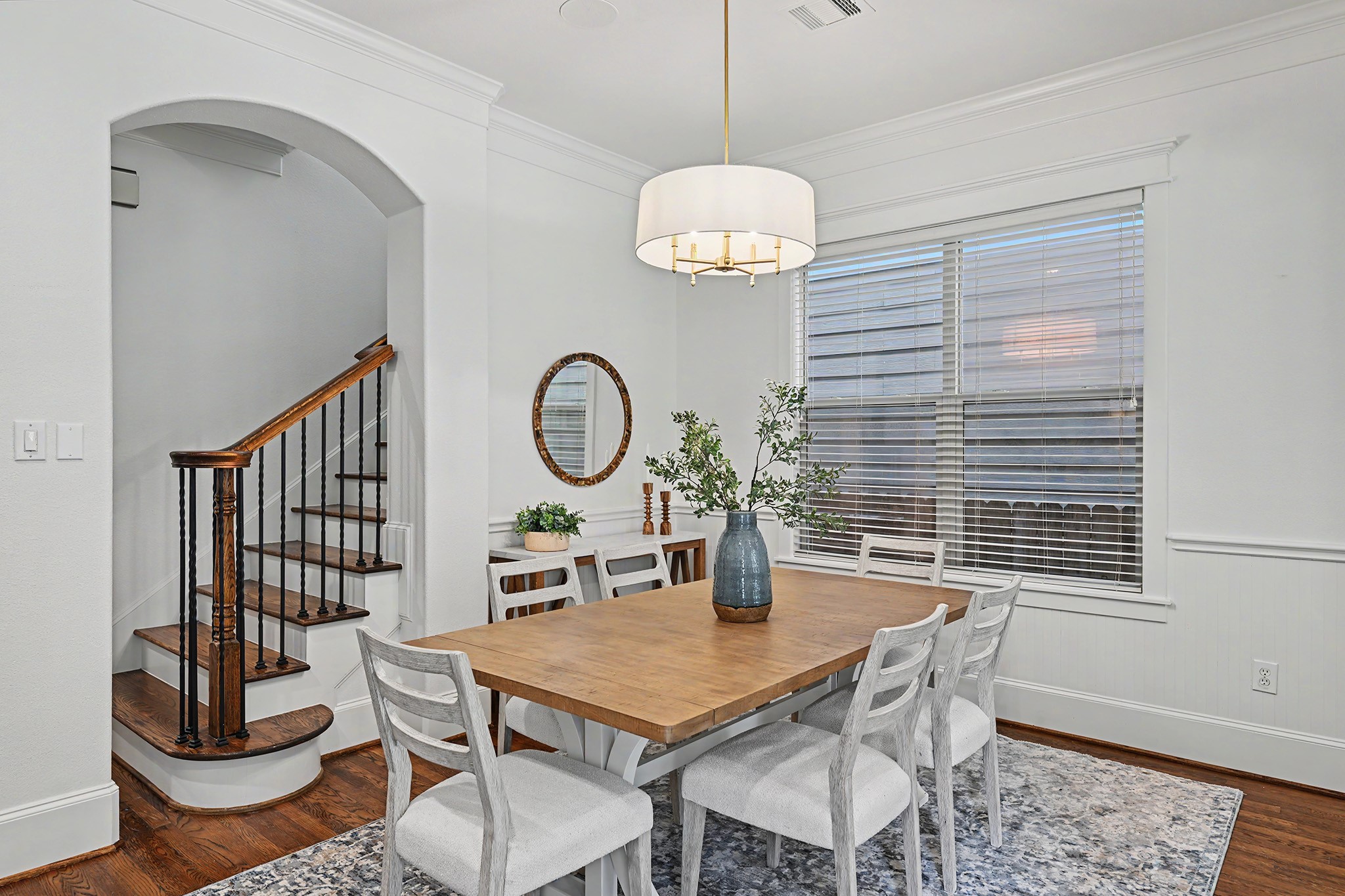 Dining room is a nice setting and the perfect space to enjoy friends and family for large gatherings.