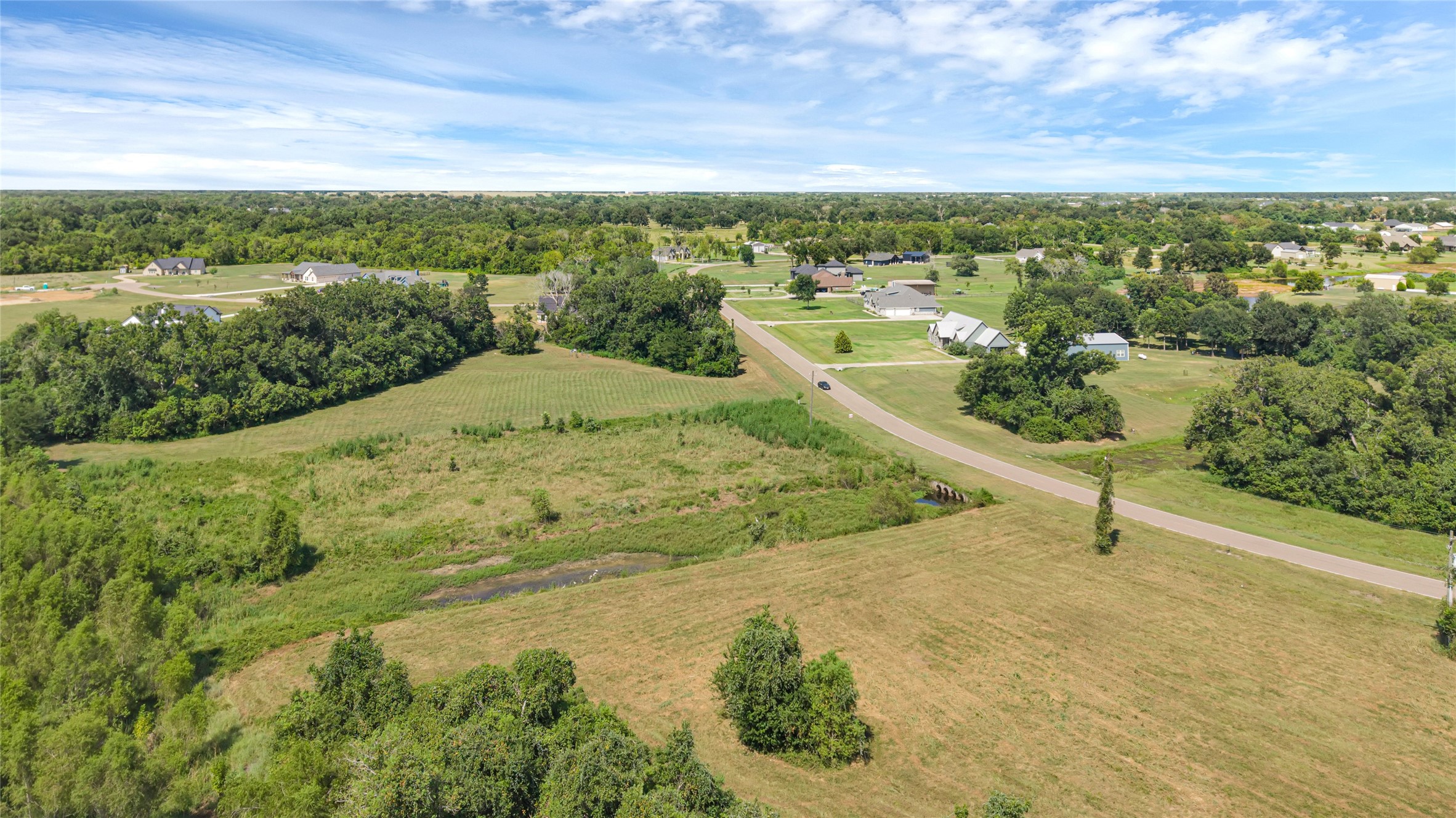 22810 Pittman Drive, Angleton, TX 77515 22810 Pittman Drive, Angleton, TX 77515