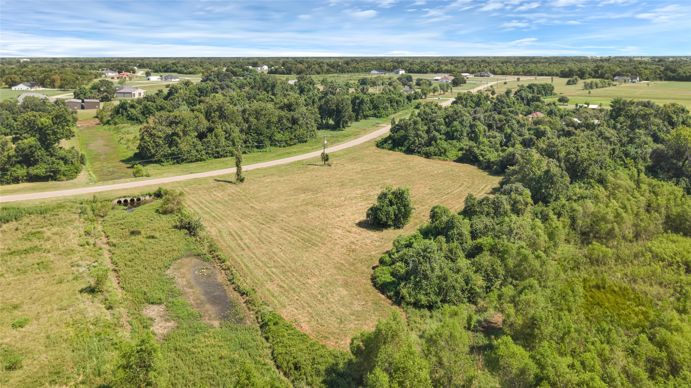 22810 Pittman Drive, Angleton, TX 77515 22810 Pittman Drive, Angleton, TX 77515
