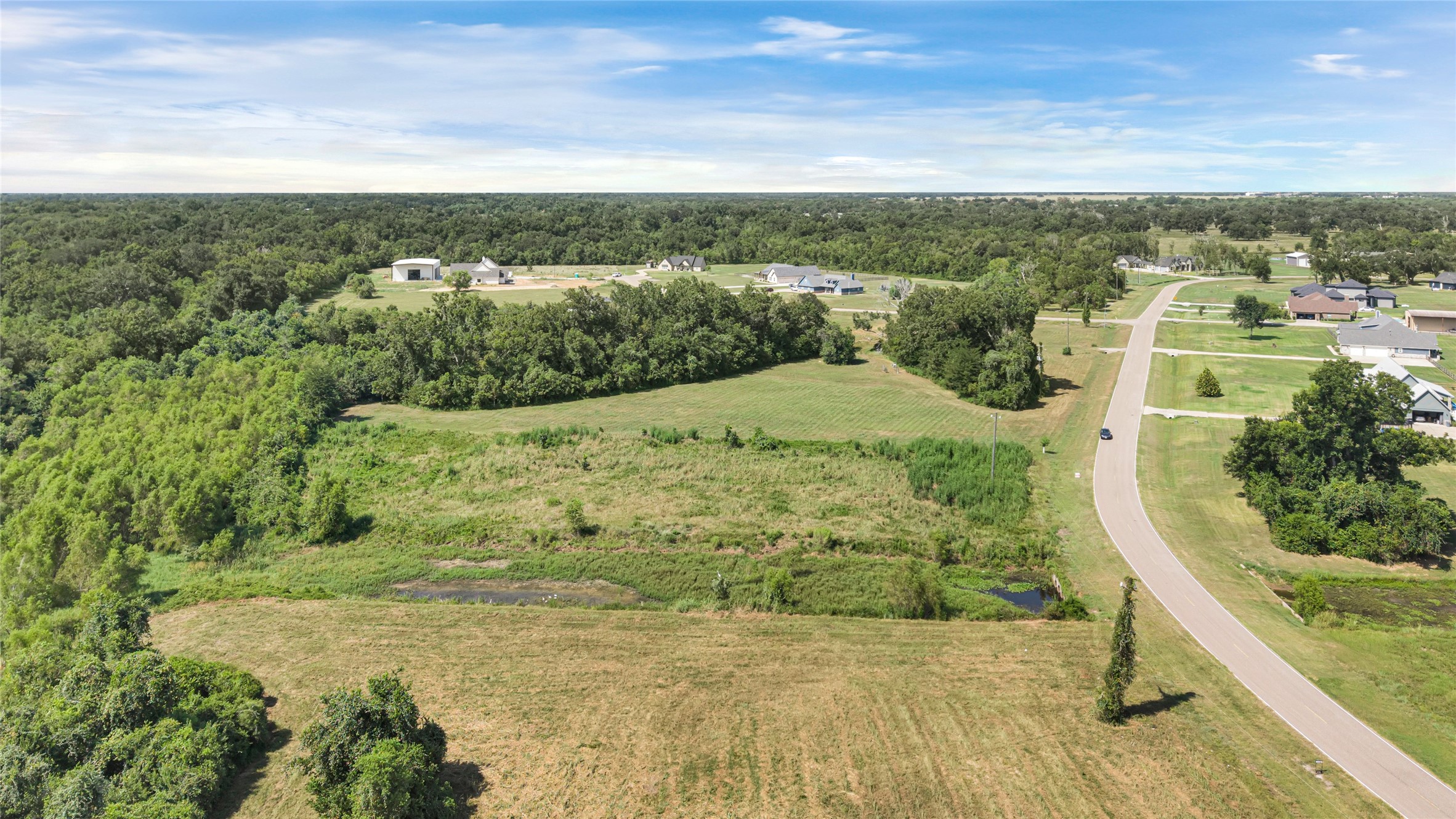 22810 Pittman Drive, Angleton, TX 77515