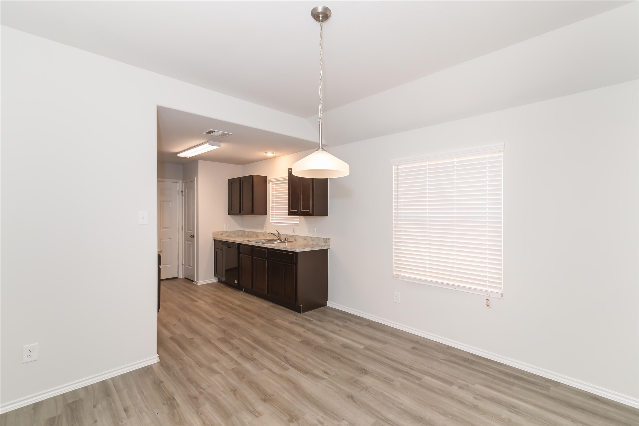 Photos may be representative of the floor plan and not the exact home. Finishes, layout, and features of the actual property for lease may vary.