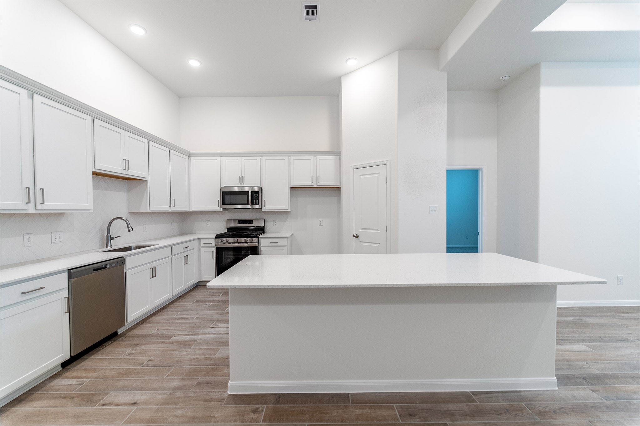 402 Merlot Drive, Alvin, TX 77511
