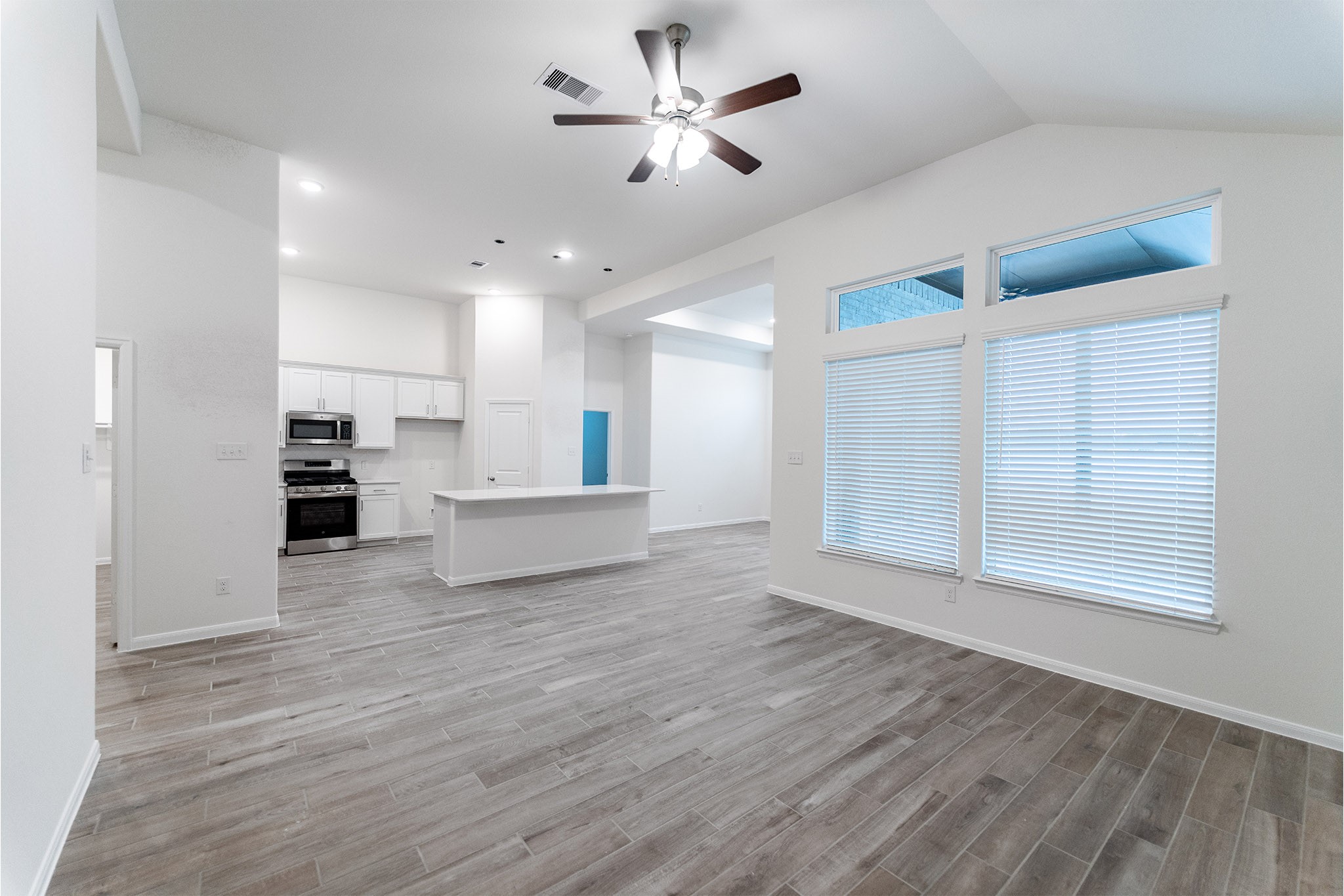 402 Merlot Drive, Alvin, TX 77511