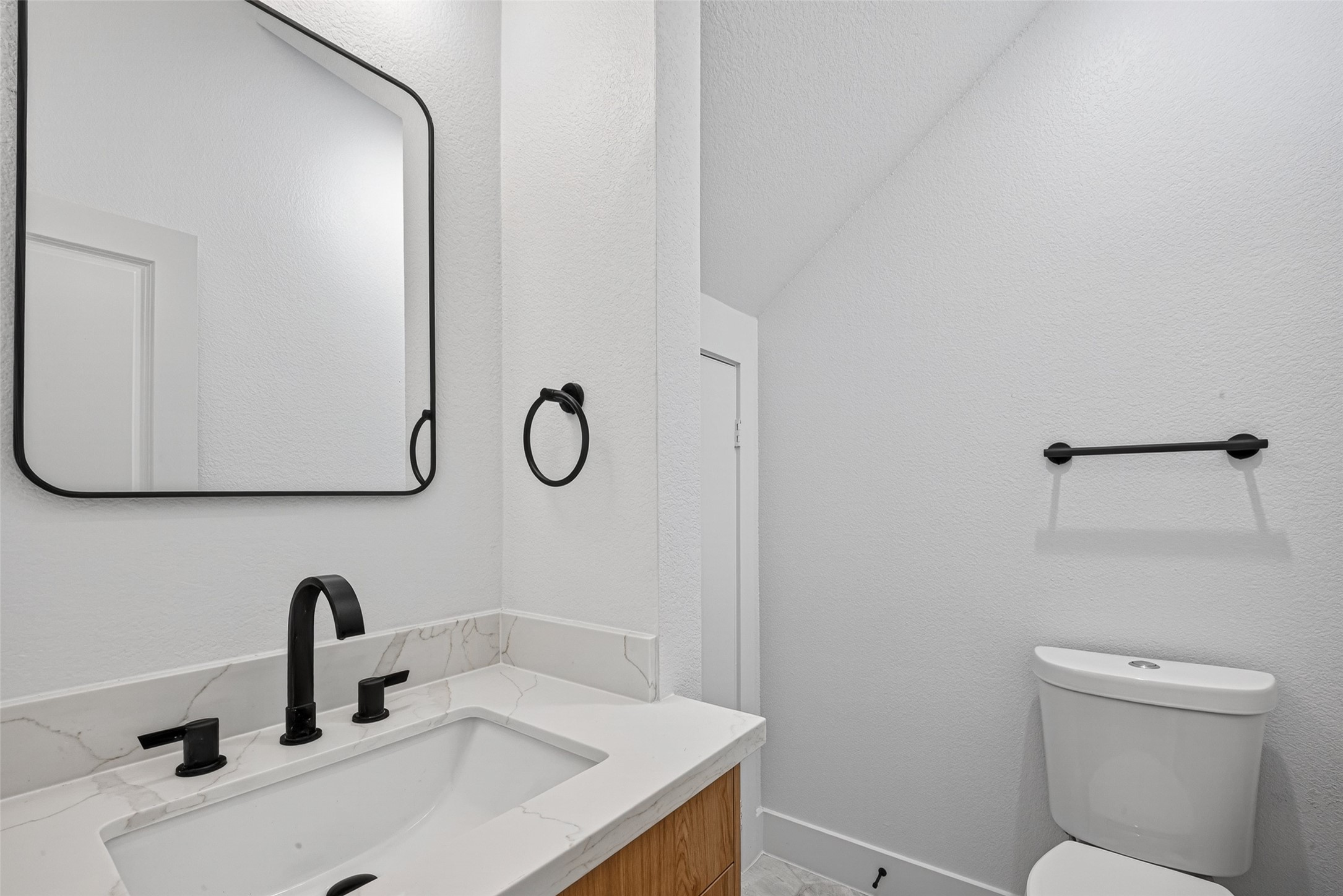 7836 Nashville St Unit B Street, Houston, TX 77028