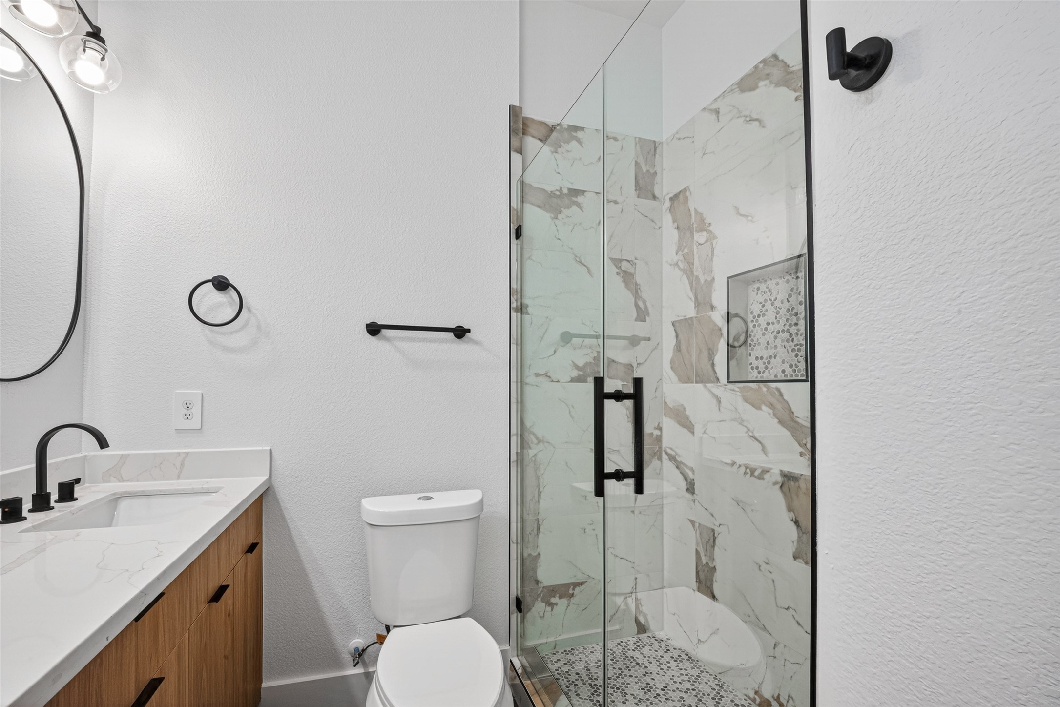 7836 Nashville St Unit B Street, Houston, TX 77028