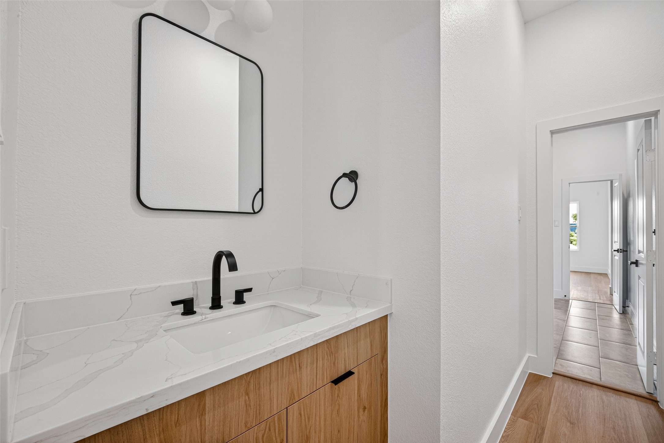 7836 Nashville St Unit B Street, Houston, TX 77028