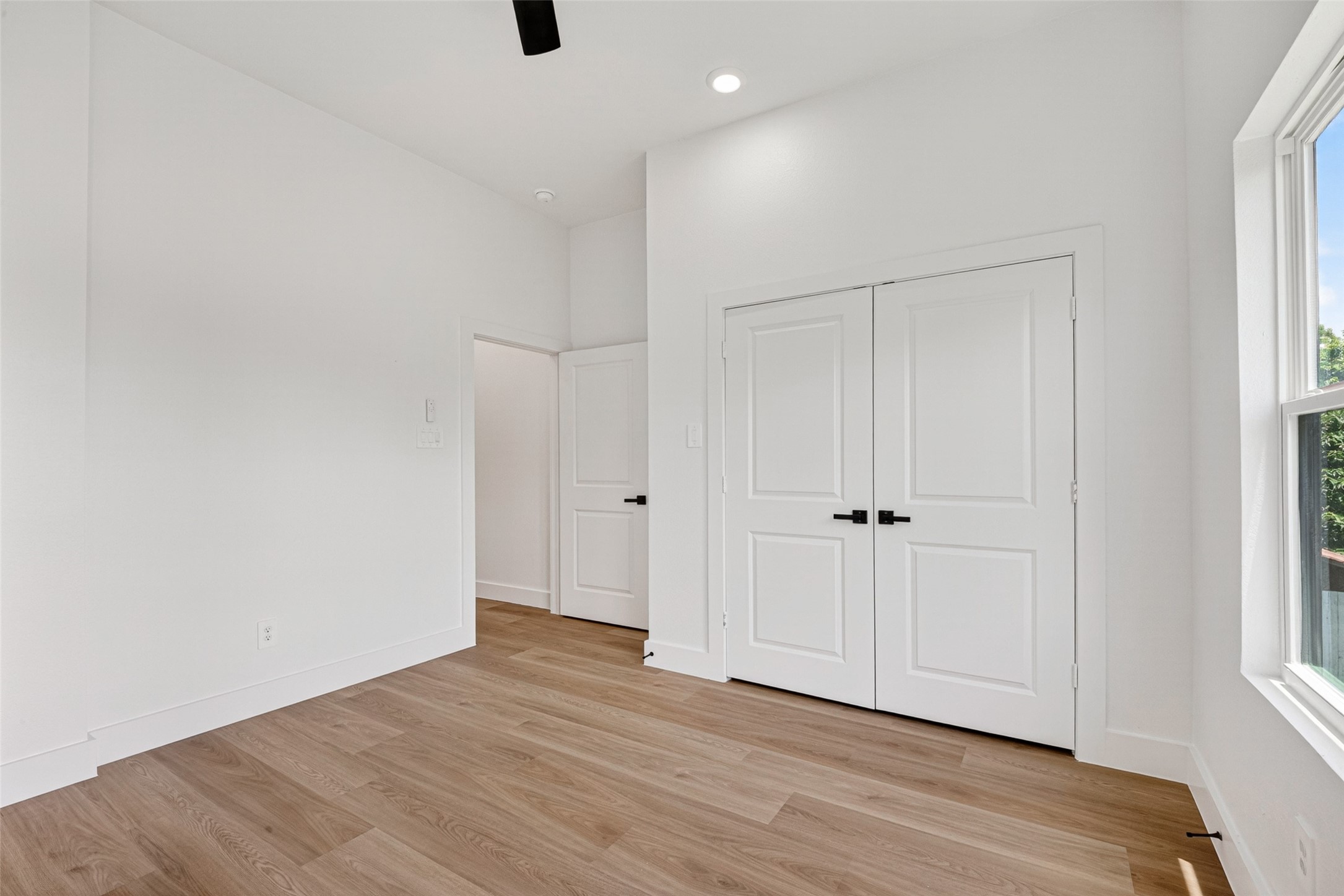 7836 Nashville St Unit B Street, Houston, TX 77028