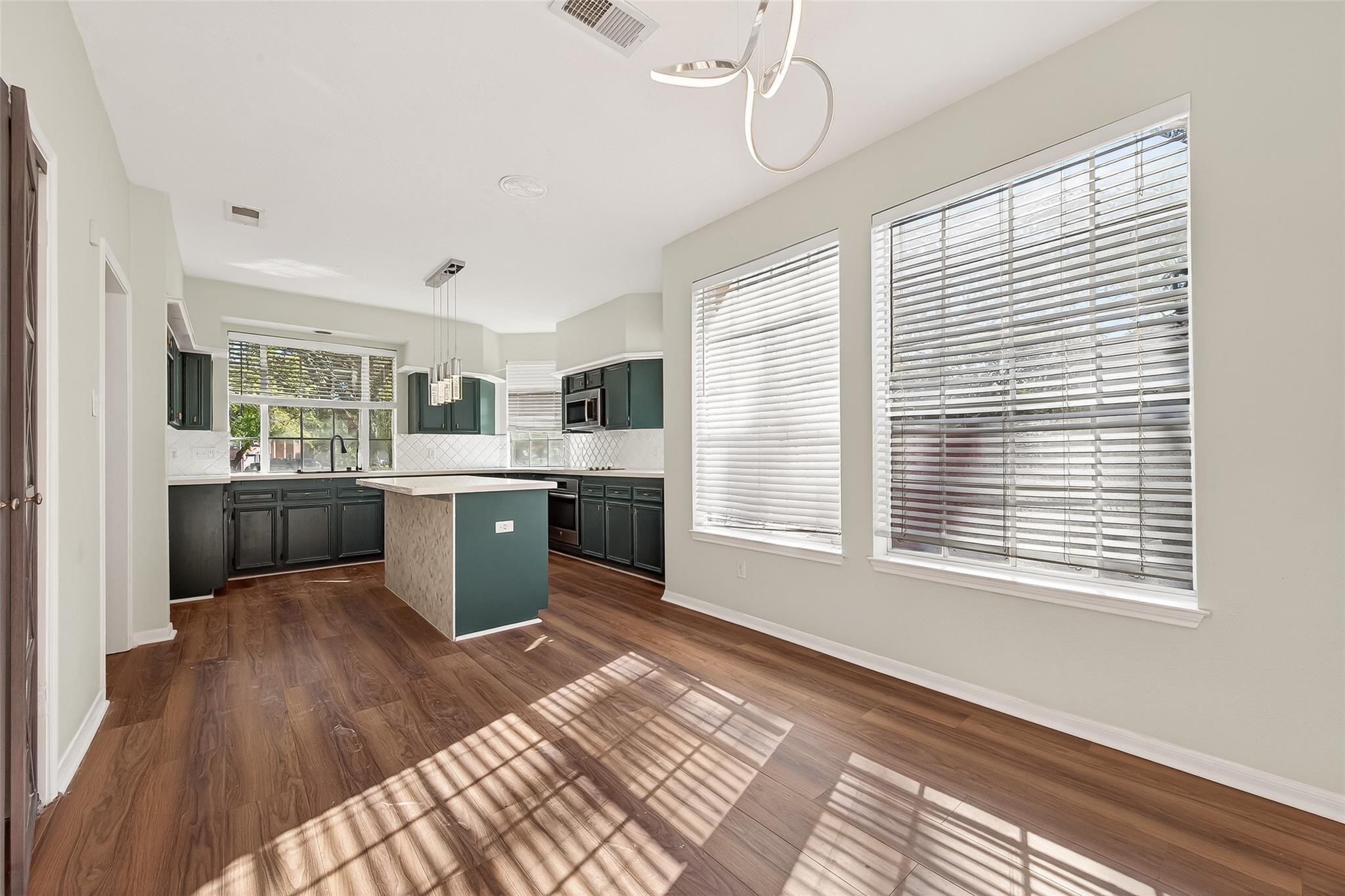 16410 Fondren Grove Drive, Missouri City, TX 77489