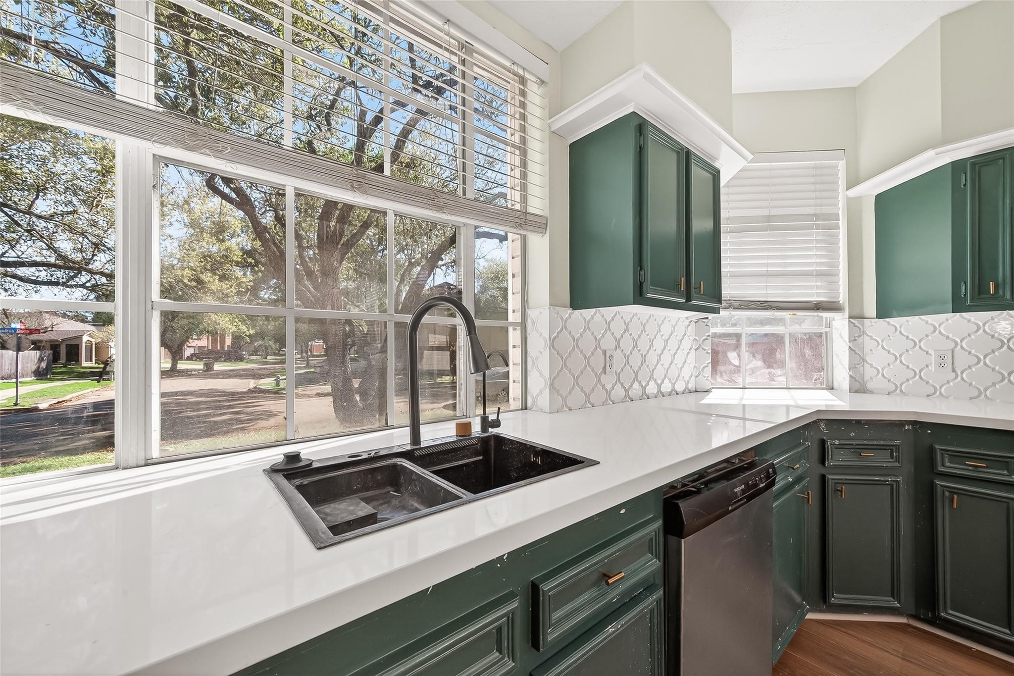 16410 Fondren Grove Drive, Missouri City, TX 77489