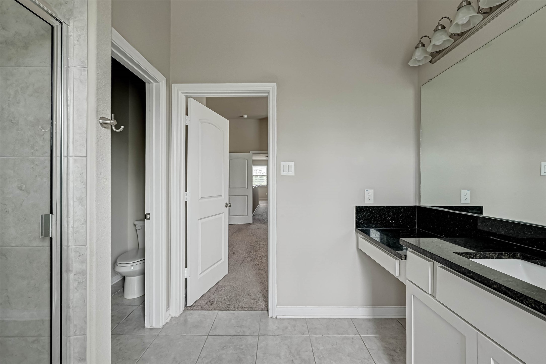 315 Biltmore Loop, Montgomery, TX 77316