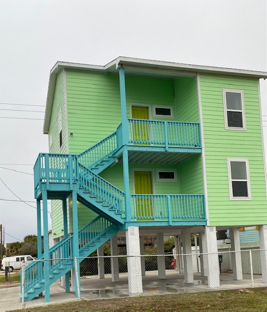 Side view elevation of the duplex.