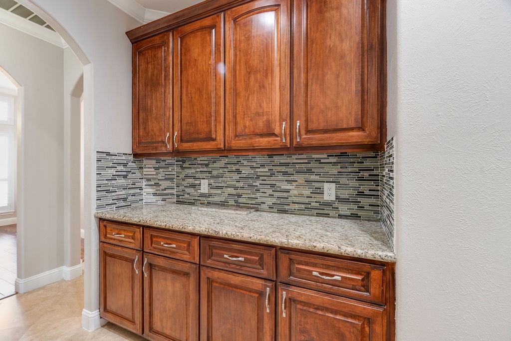 BUTLERS PANTRY