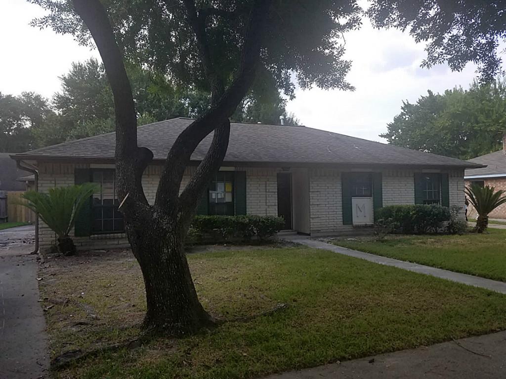 9726 Railton Street, Houston, TX 77080 9726 Railton Street, Houston, TX 77080